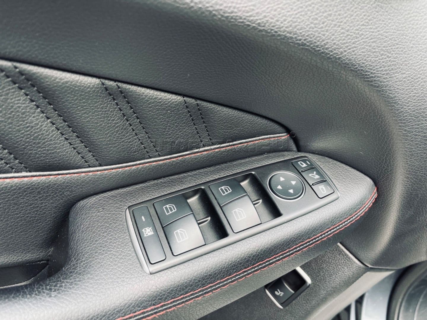 Mercedes-Benz GLE Kupé 450 AMG 4matic thumb 26