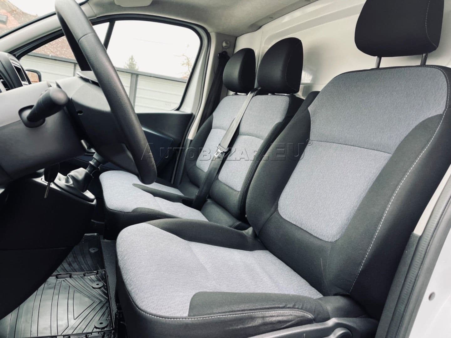 Opel Vivaro Kombi 1.6 CDTI BiTurbo 125k S&S L2H1 2900 + thumb 15