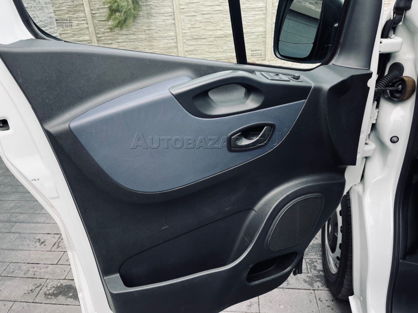 Opel Vivaro Kombi 1.6 CDTI BiTurbo 125k S&S L2H1 2900 + thumb 17