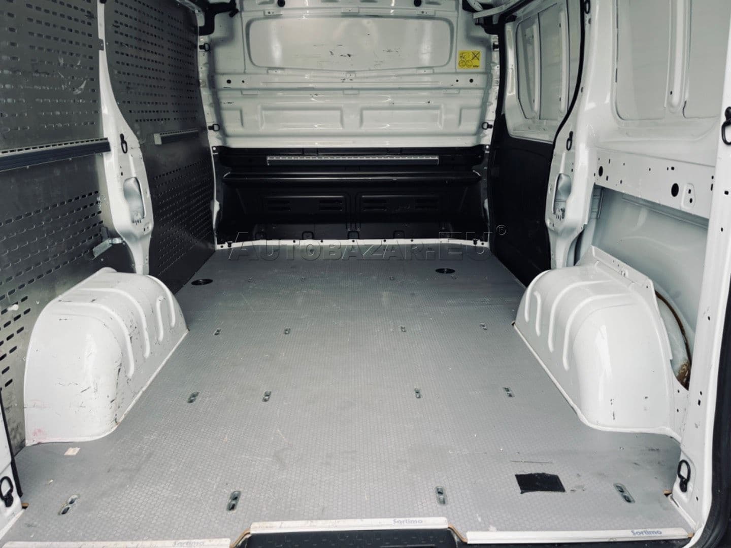 Opel Vivaro Kombi 1.6 CDTI BiTurbo 125k S&S L2H1 2900 + thumb 29