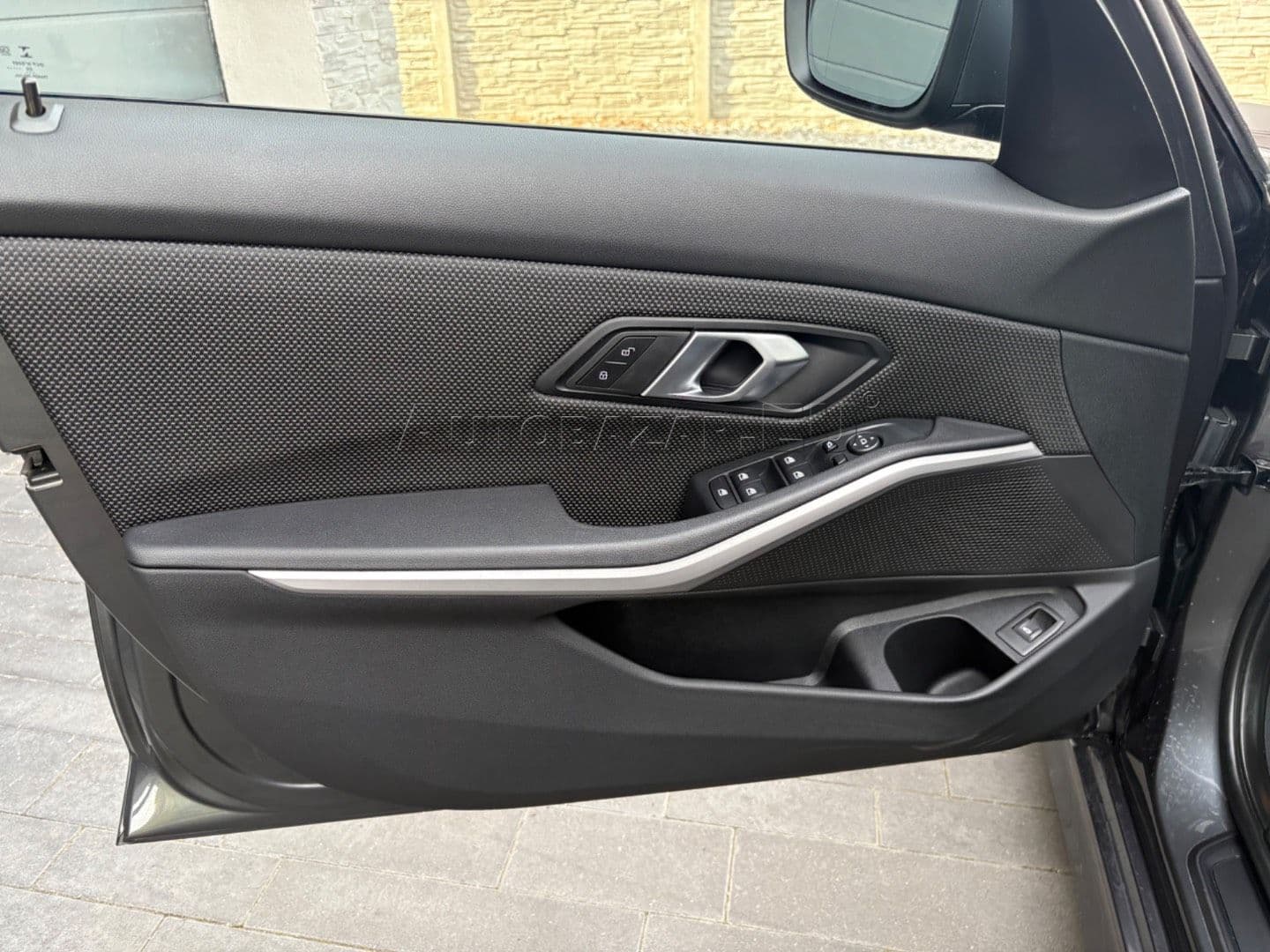 BMW Rad 3 Touring 320d mHEV  xDrive A/T thumb 18