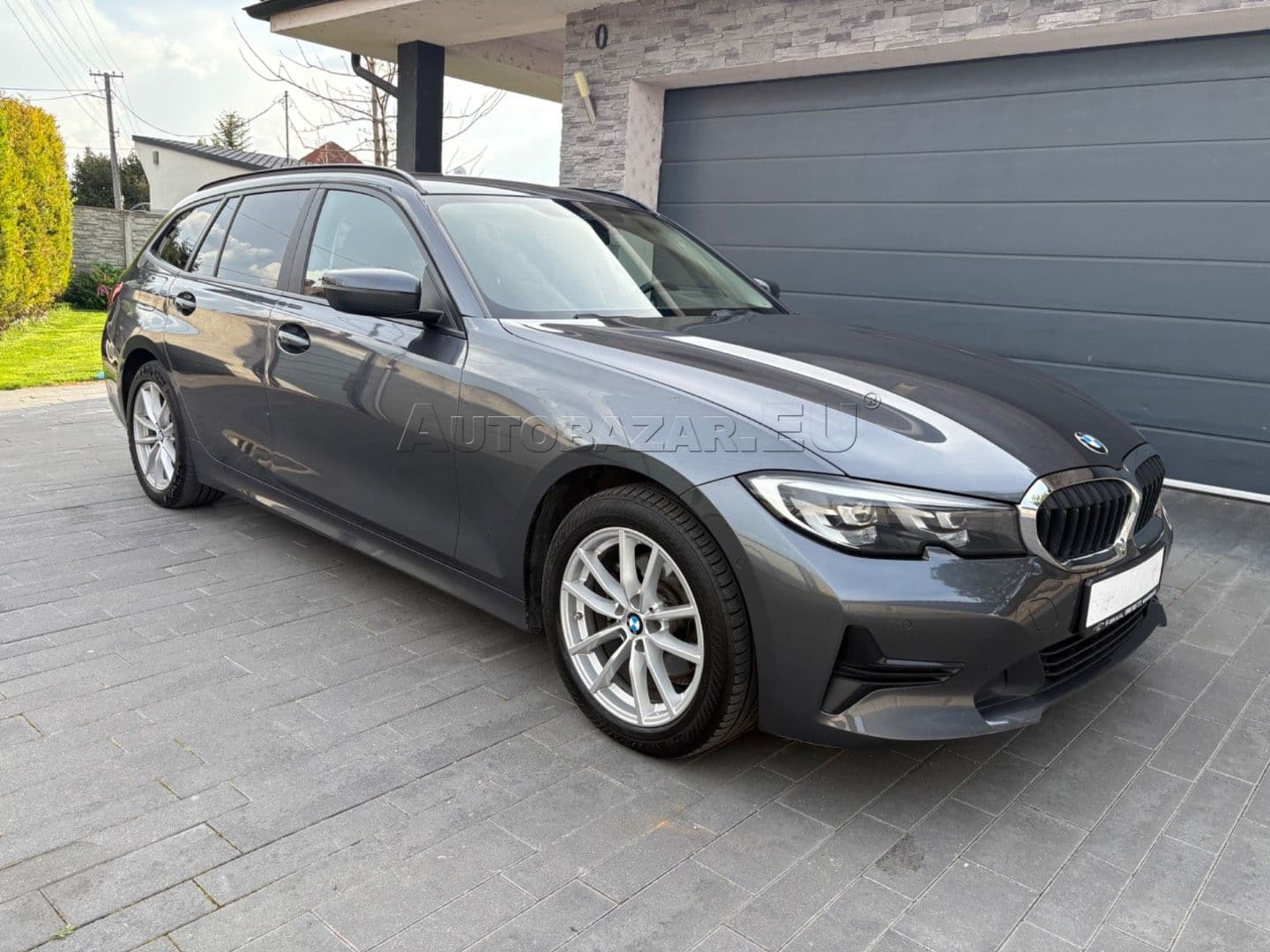 BMW Rad 3 Touring 320d mHEV  xDrive A/T thumb 2