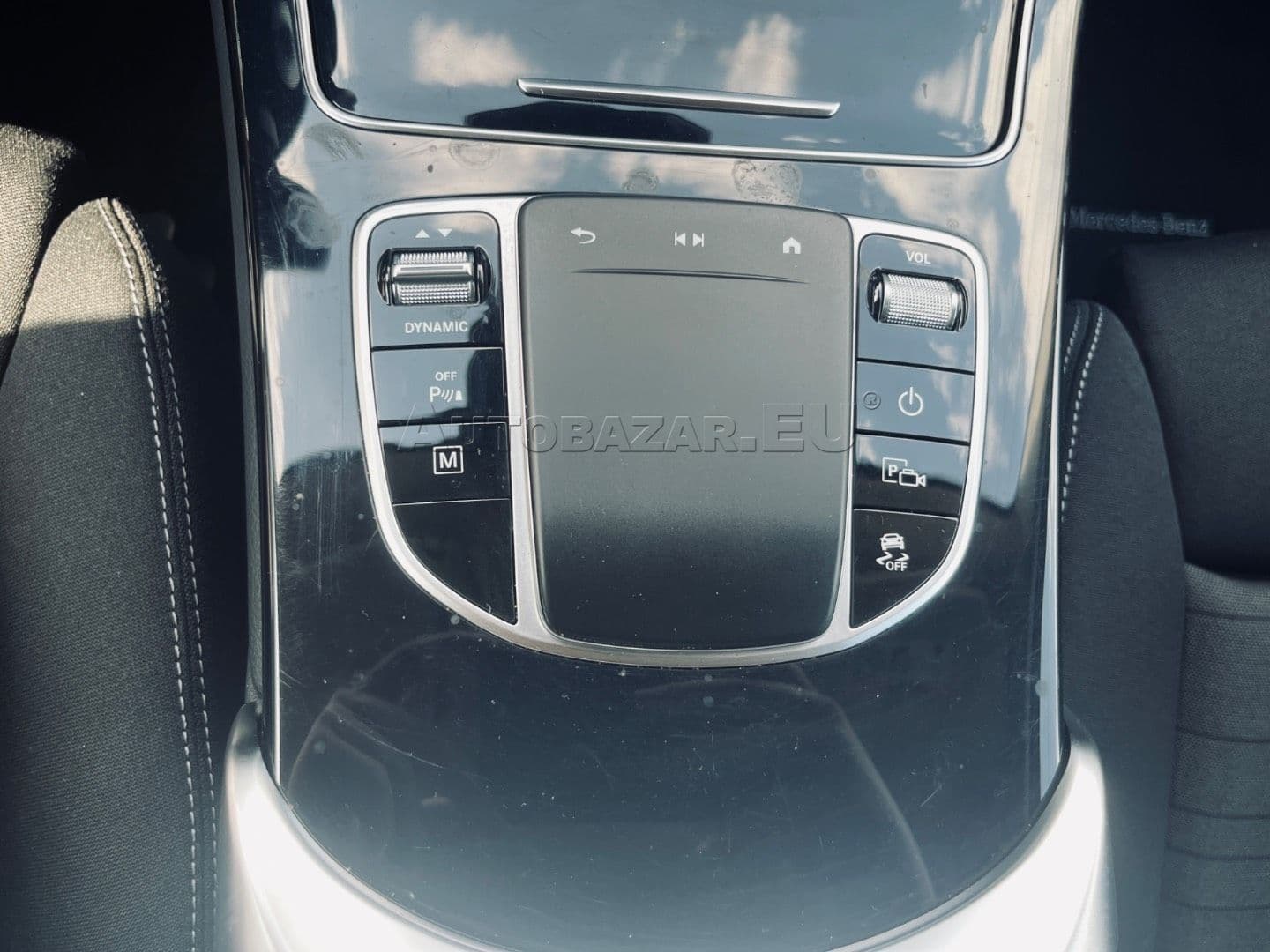Mercedes-Benz GLC SUV 300 e 4MATIC A/T thumb 25