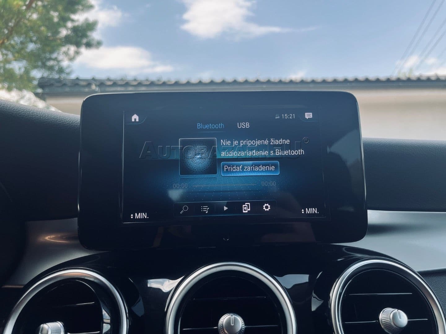 Mercedes-Benz GLC SUV 300 e 4MATIC A/T thumb 30
