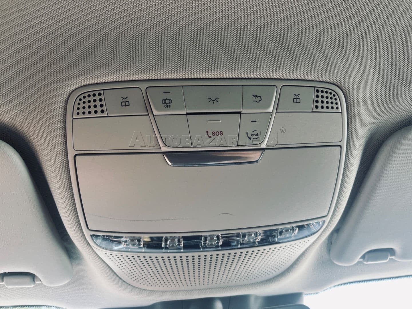 Mercedes-Benz GLC SUV 300 e 4MATIC A/T thumb 37