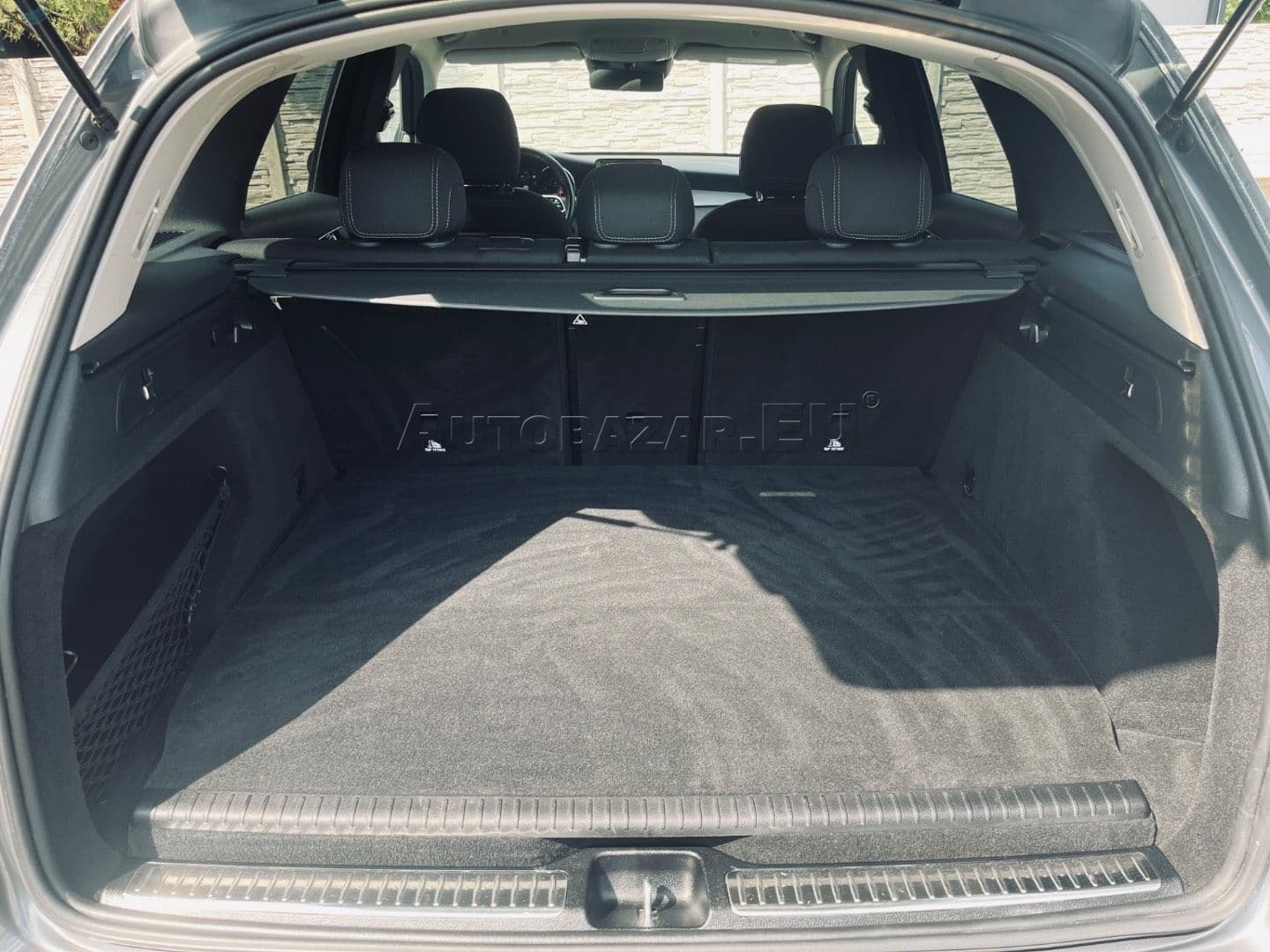 Mercedes-Benz GLC SUV 300 e 4MATIC A/T thumb 41