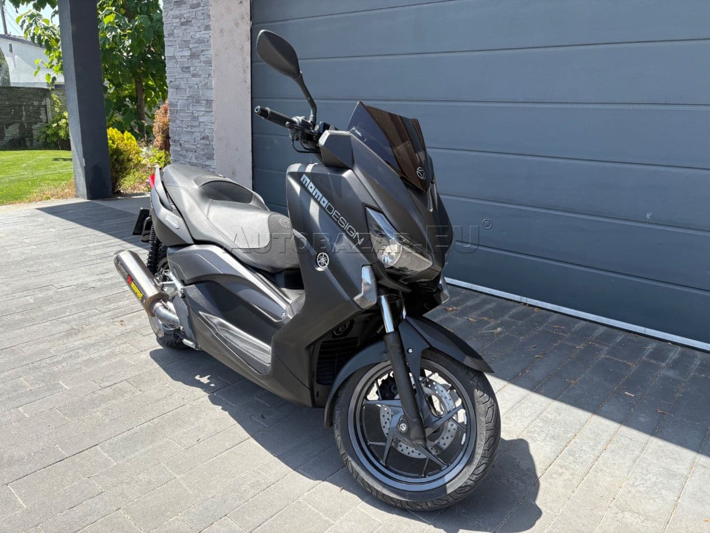 Yamaha X-Max 250 MOMO DESGIN