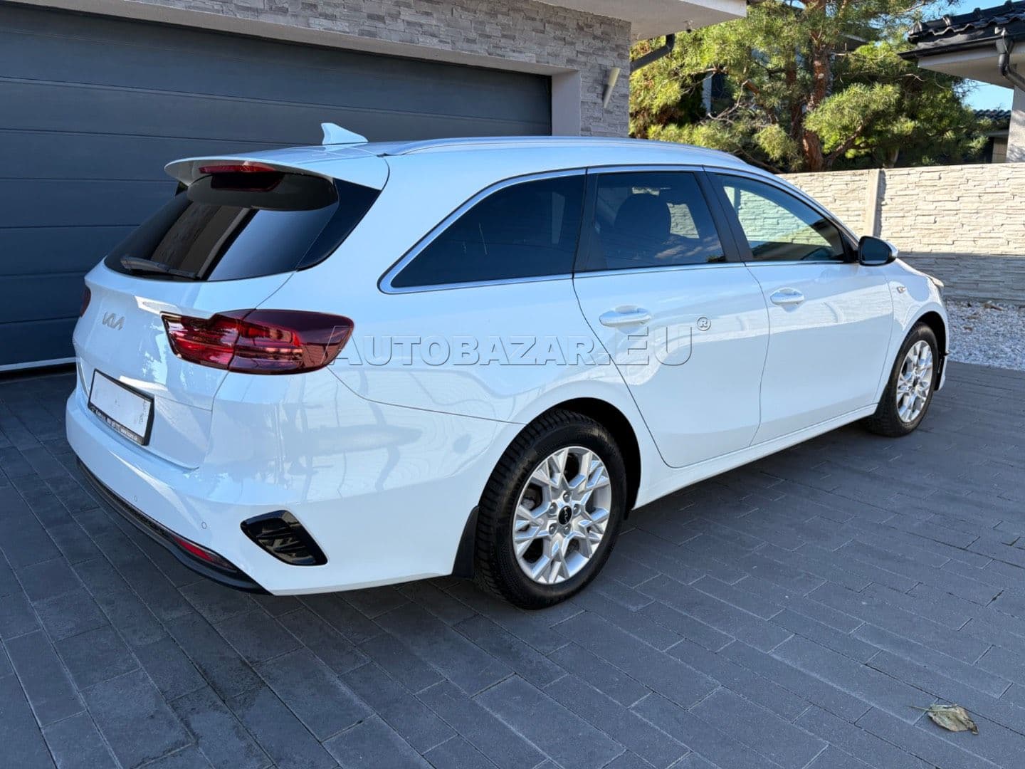 Kia Ceed SW 1.5 T-GDi Silver thumb 12