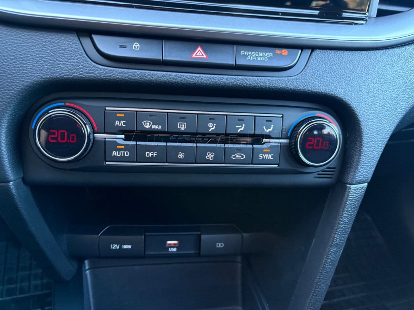 Kia Ceed SW 1.5 T-GDi Silver thumb 27