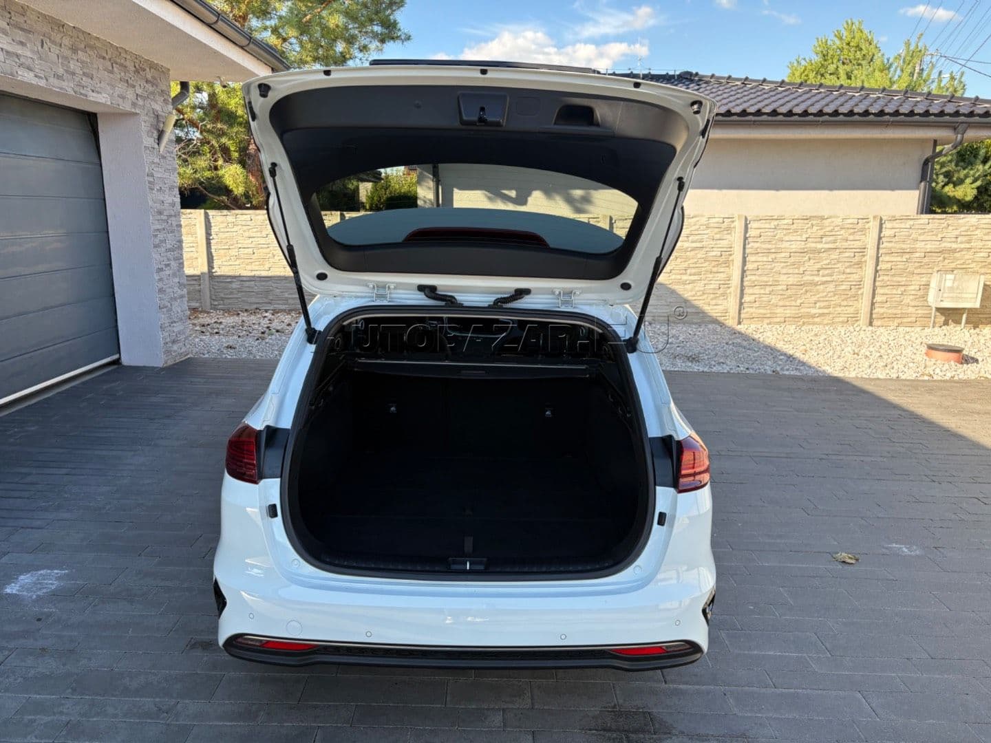 Kia Ceed SW 1.5 T-GDi Silver thumb 40