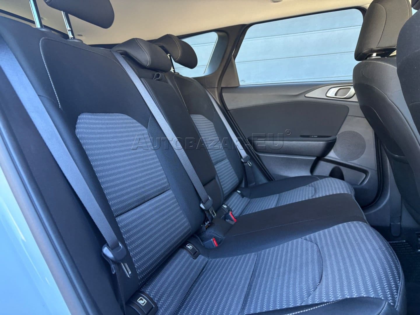 Kia Ceed SW 1.5 T-GDi Silver thumb 41