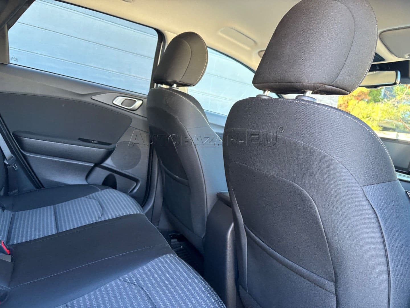 Kia Ceed SW 1.5 T-GDi Silver thumb 42