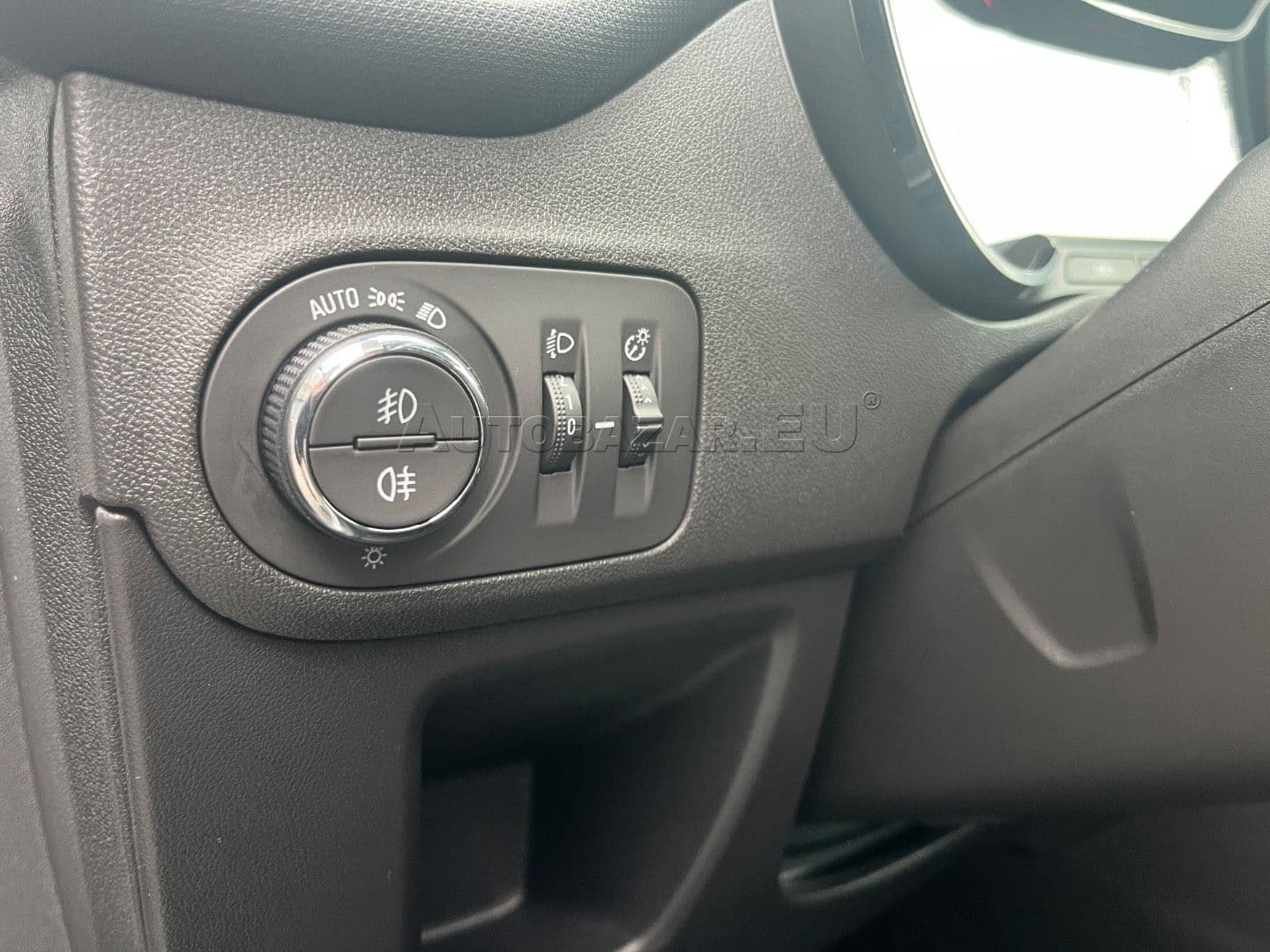 Opel Crossland X 1.2 Turbo S/S Family Edition A/T thumb 18