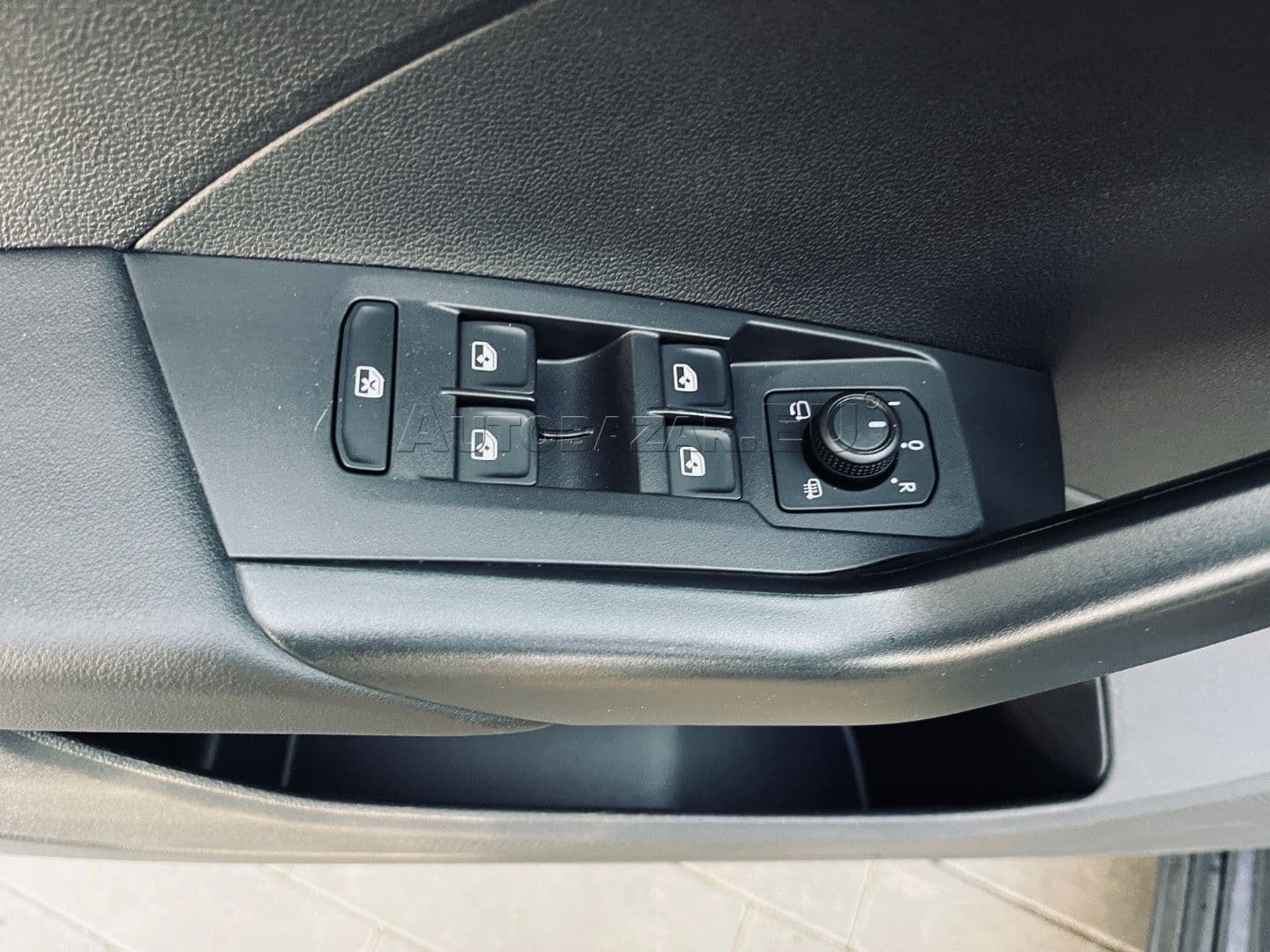 Volkswagen T-Cross 1.0 TSI 110k Life thumb 16