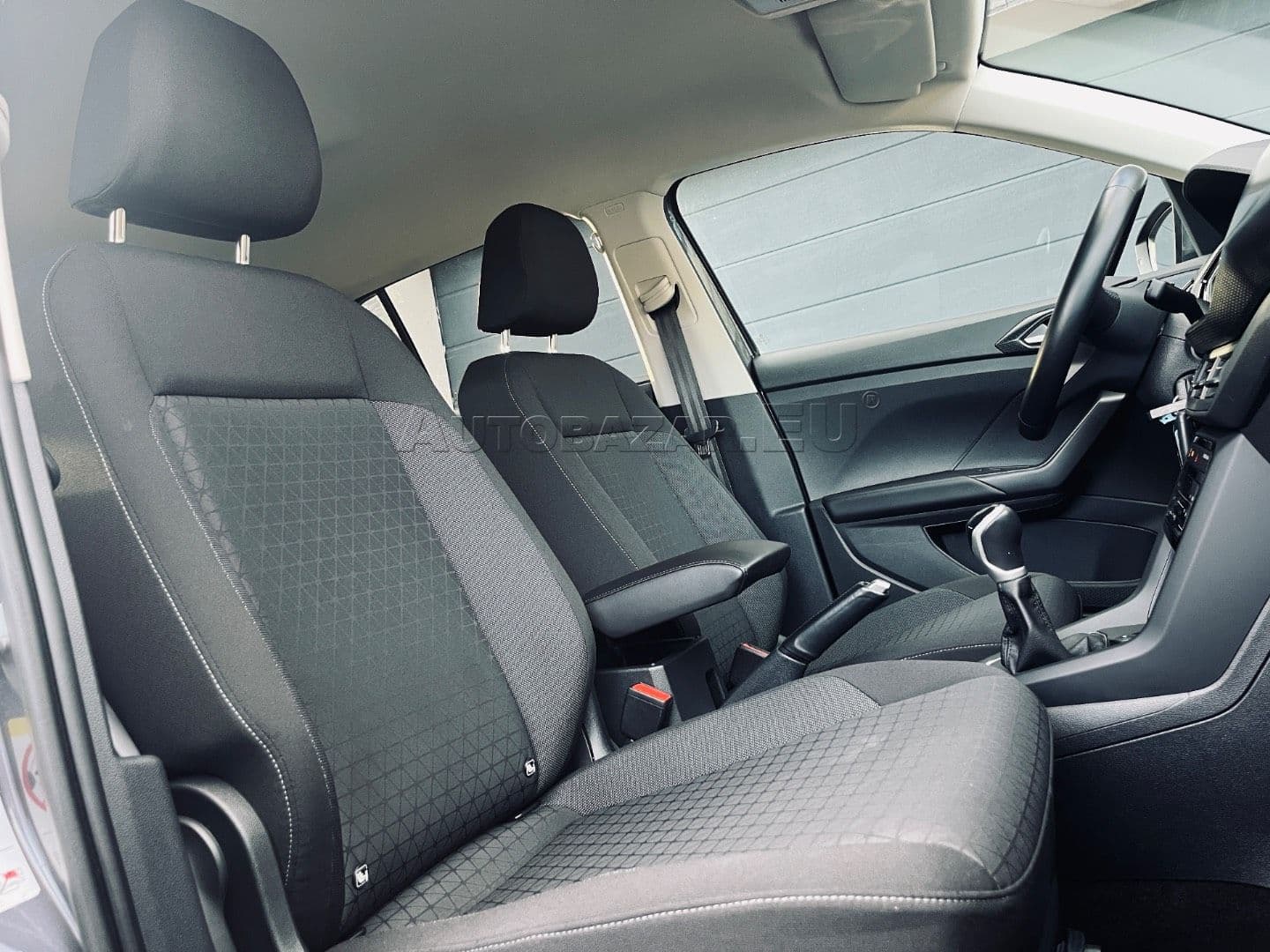 Volkswagen T-Cross 1.0 TSI 110k Life thumb 47
