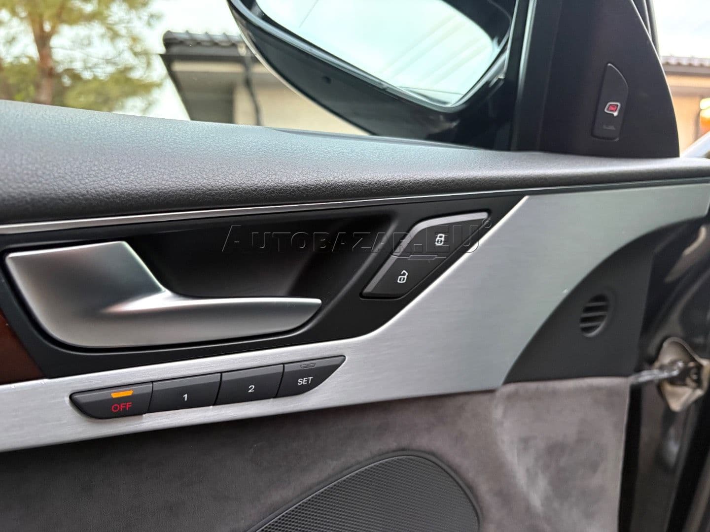 Audi A8 3.0 TDI V6 DPF quattro tiptronic thumb 23