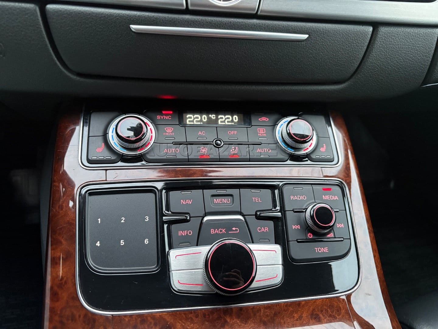 Audi A8 3.0 TDI V6 DPF quattro tiptronic thumb 32