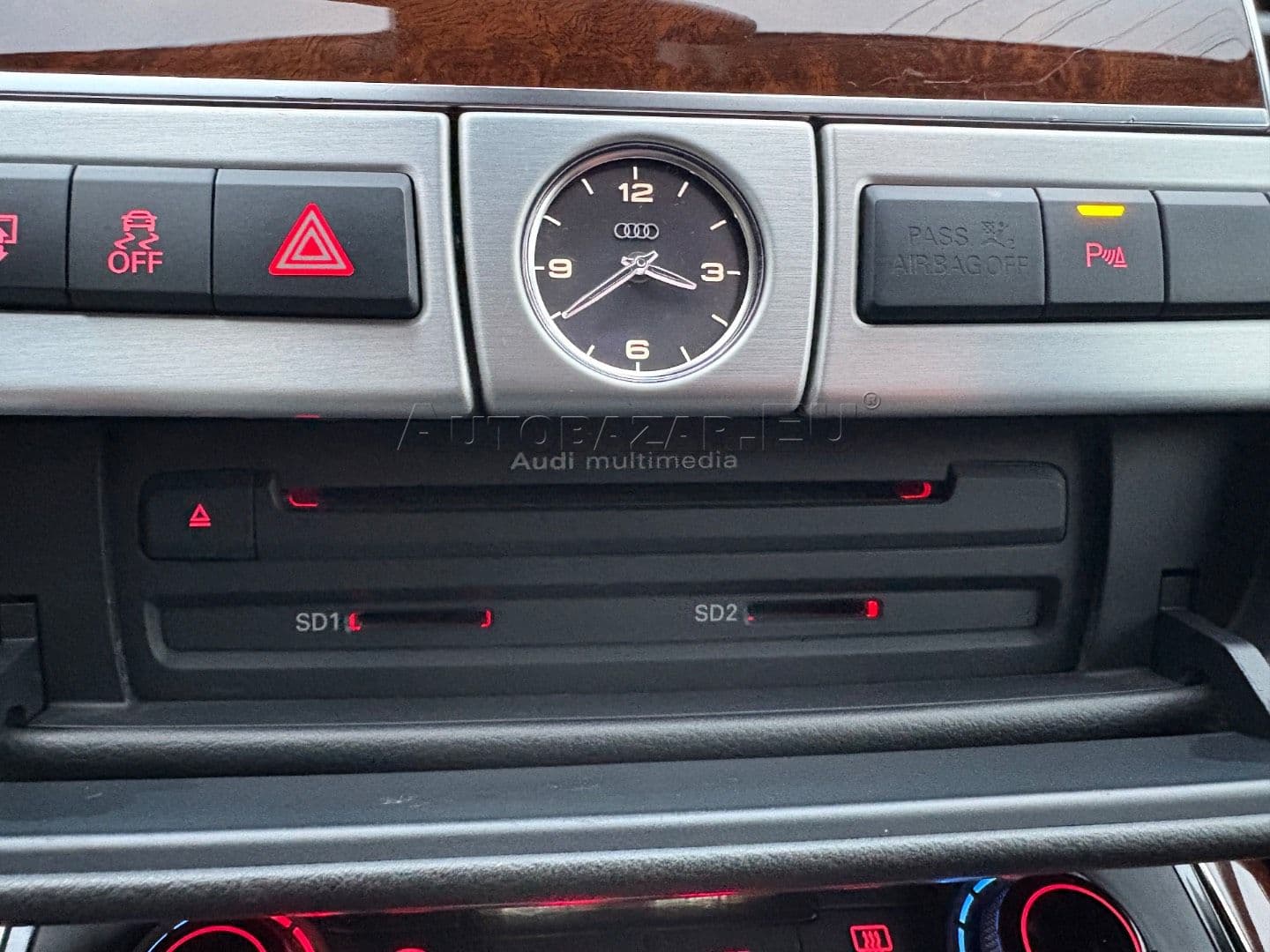 Audi A8 3.0 TDI V6 DPF quattro tiptronic thumb 37