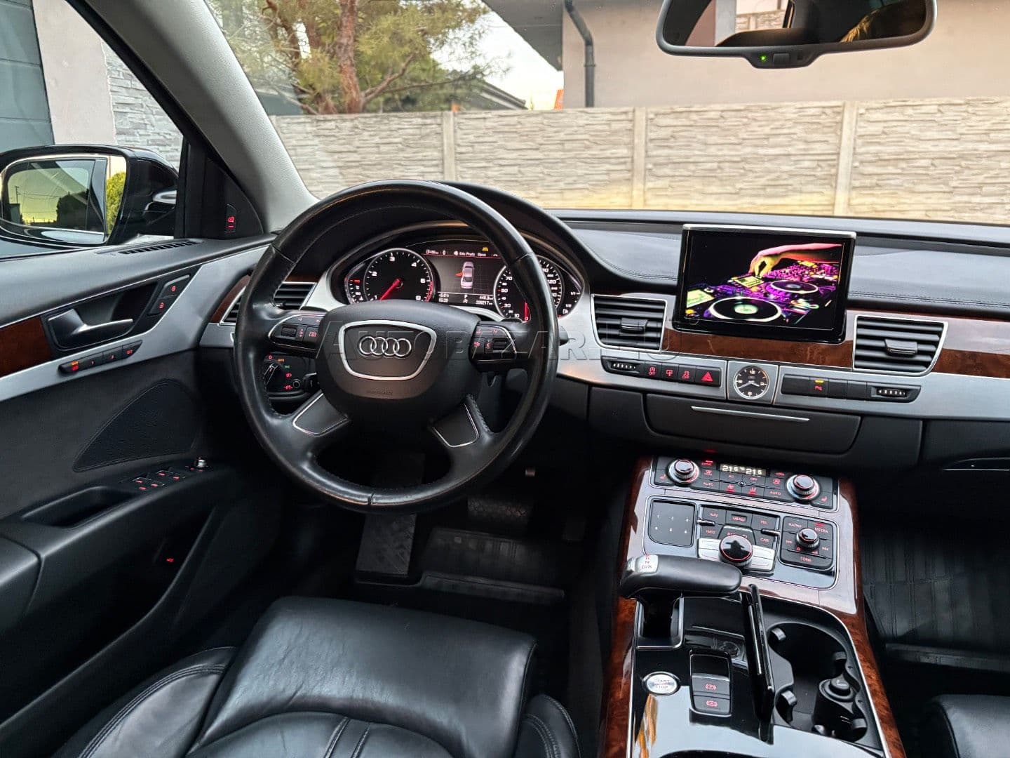 Audi A8 3.0 TDI V6 DPF quattro tiptronic thumb 42