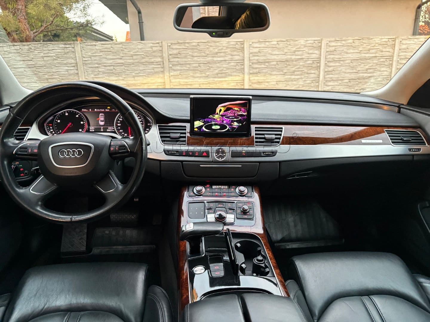 Audi A8 3.0 TDI V6 DPF quattro tiptronic thumb 43