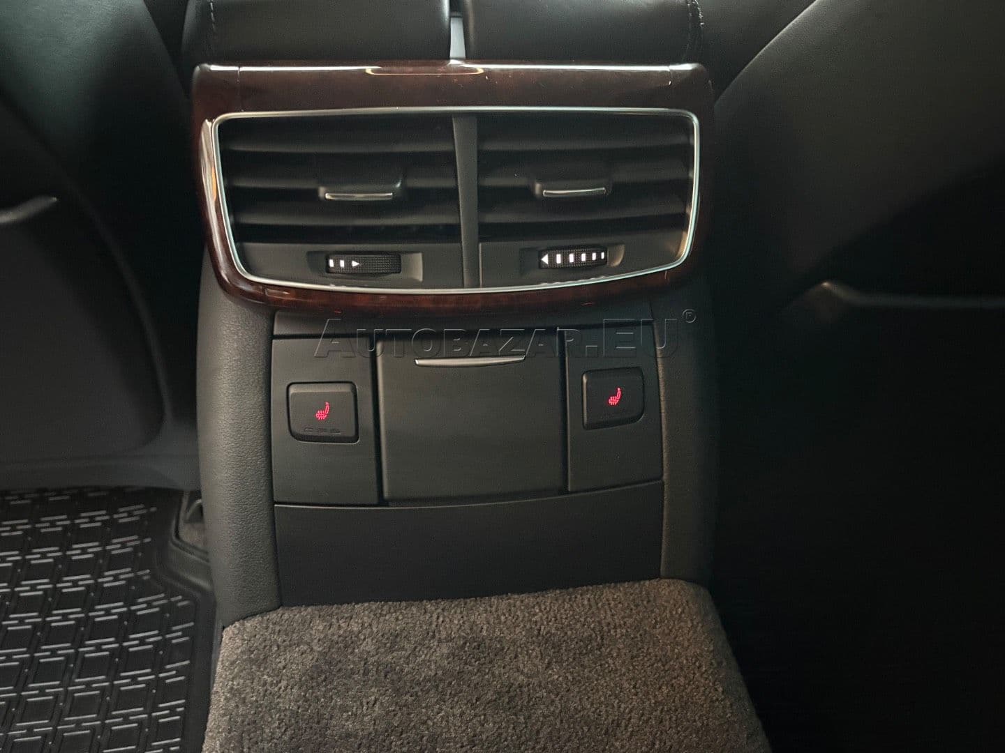 Audi A8 3.0 TDI V6 DPF quattro tiptronic thumb 44