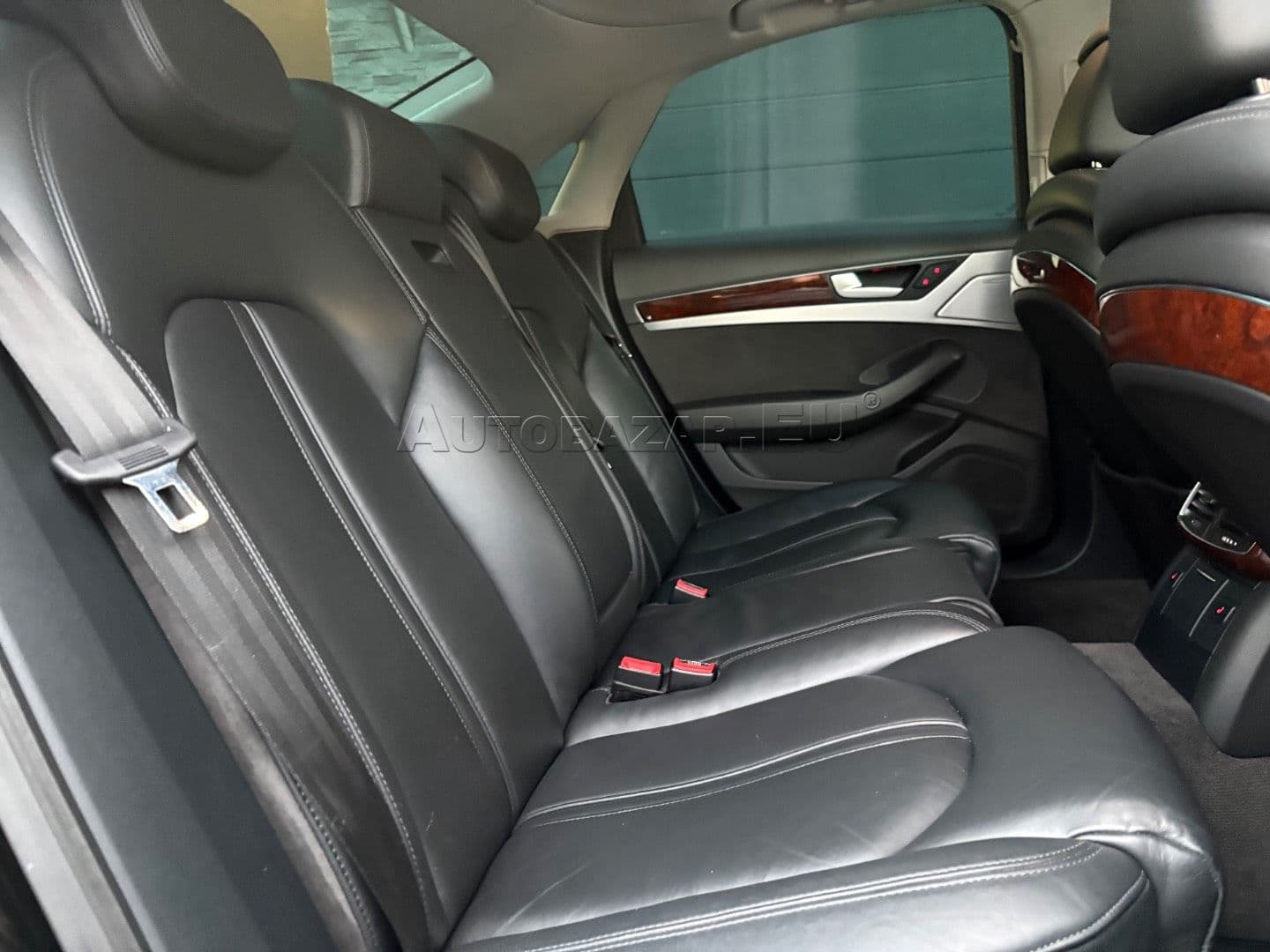 Audi A8 3.0 TDI V6 DPF quattro tiptronic thumb 48