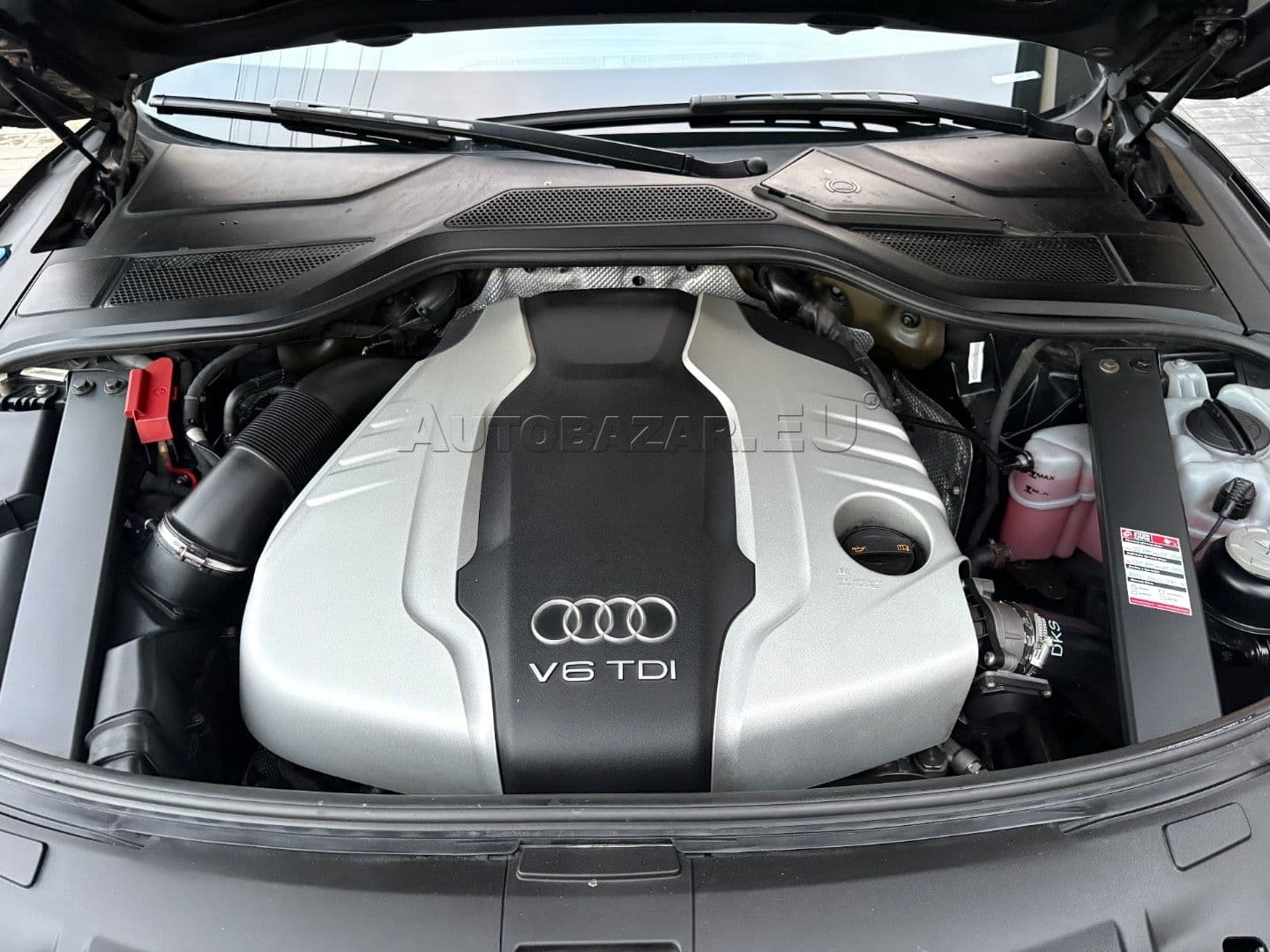 Audi A8 3.0 TDI V6 DPF quattro tiptronic thumb 57