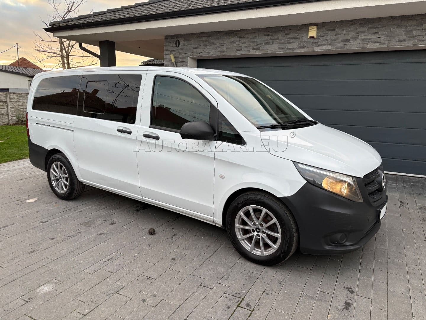 Mercedes-Benz Vito Tourer 114 CDI lang Base thumb 2