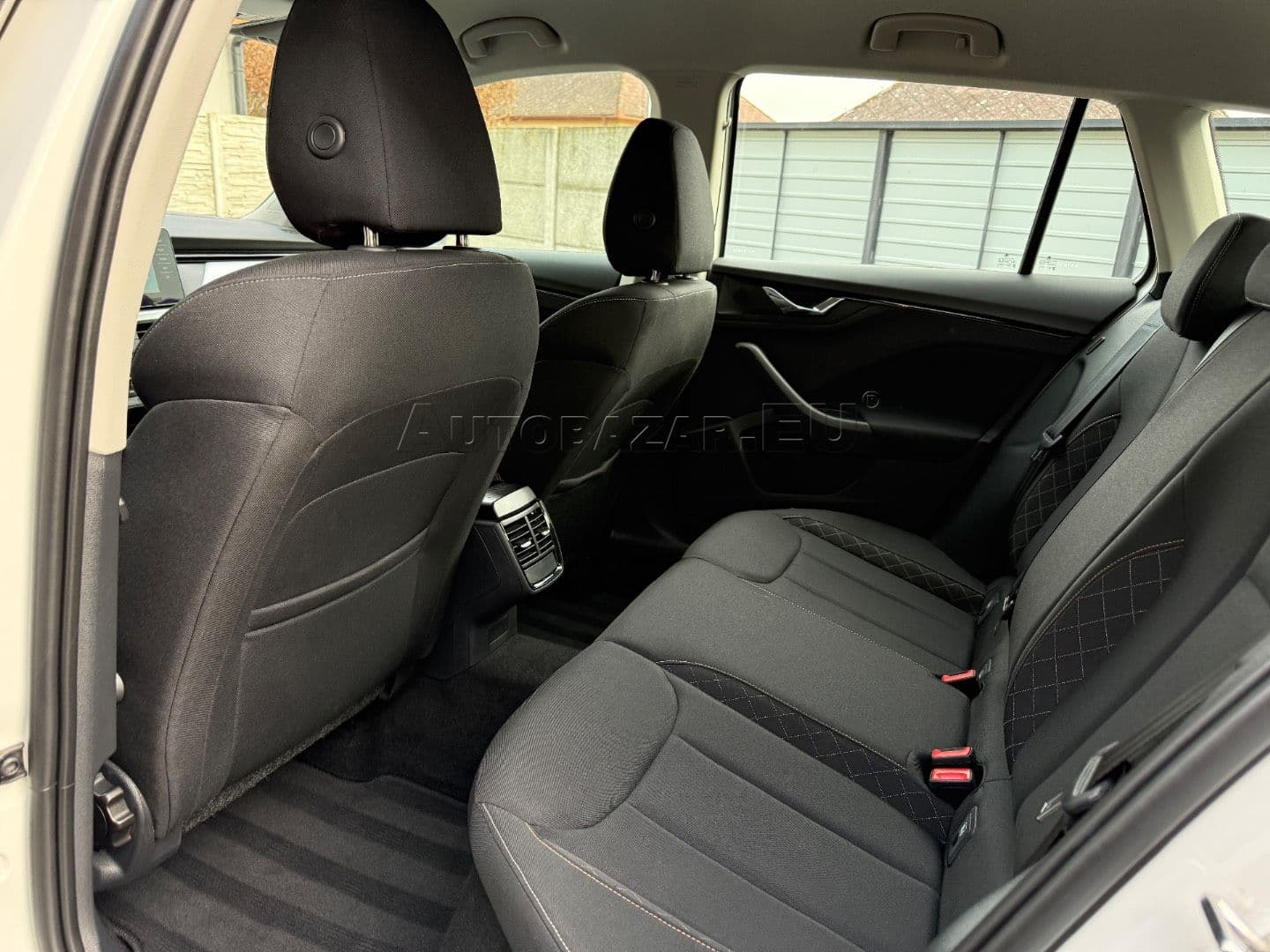 Škoda Kamiq 1.0 TSI Active thumb 35