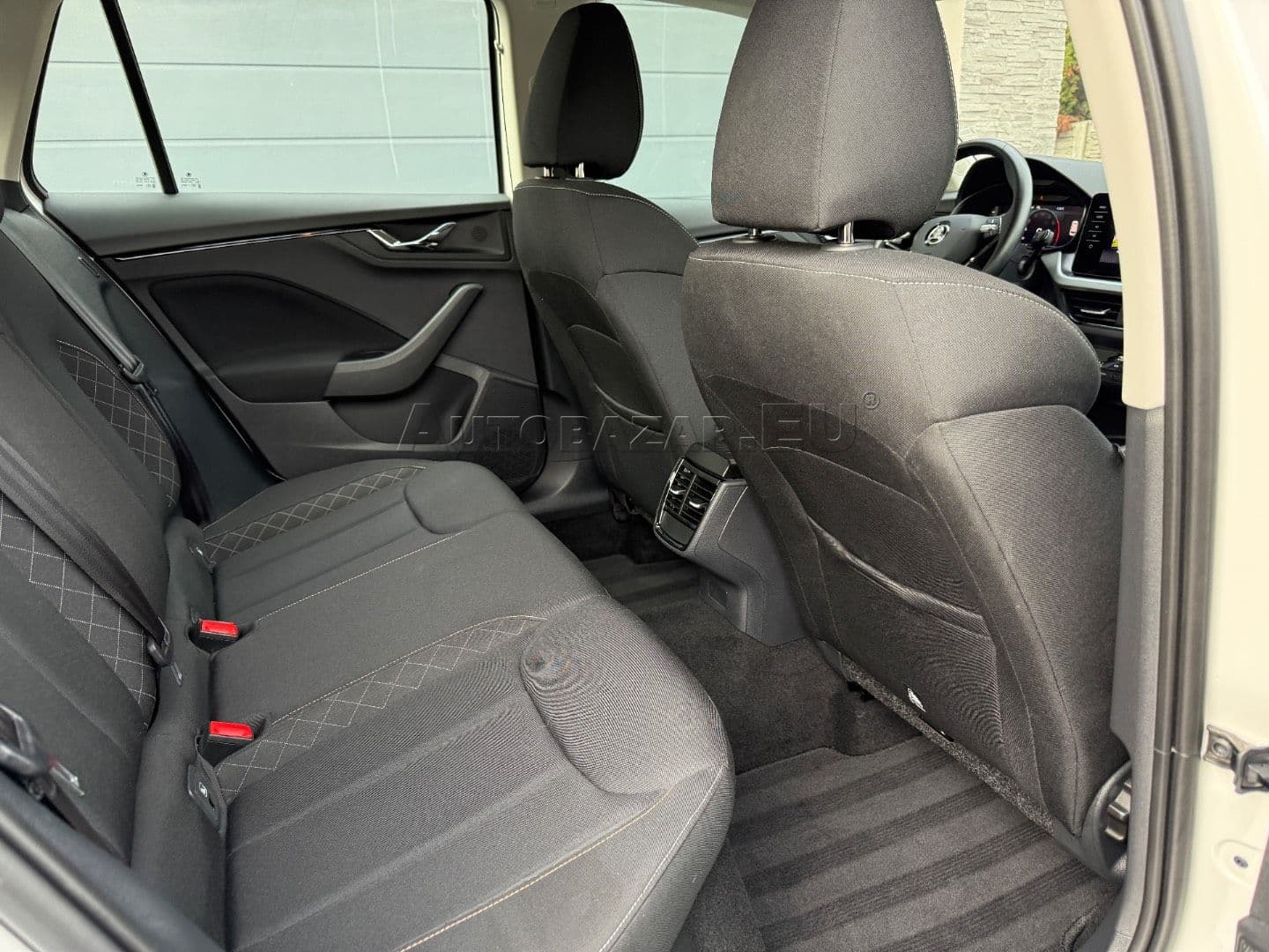 Škoda Kamiq 1.0 TSI Active thumb 42