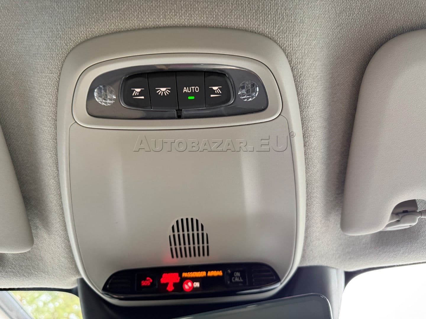Volvo XC40 T4 RECHARGE thumb 36