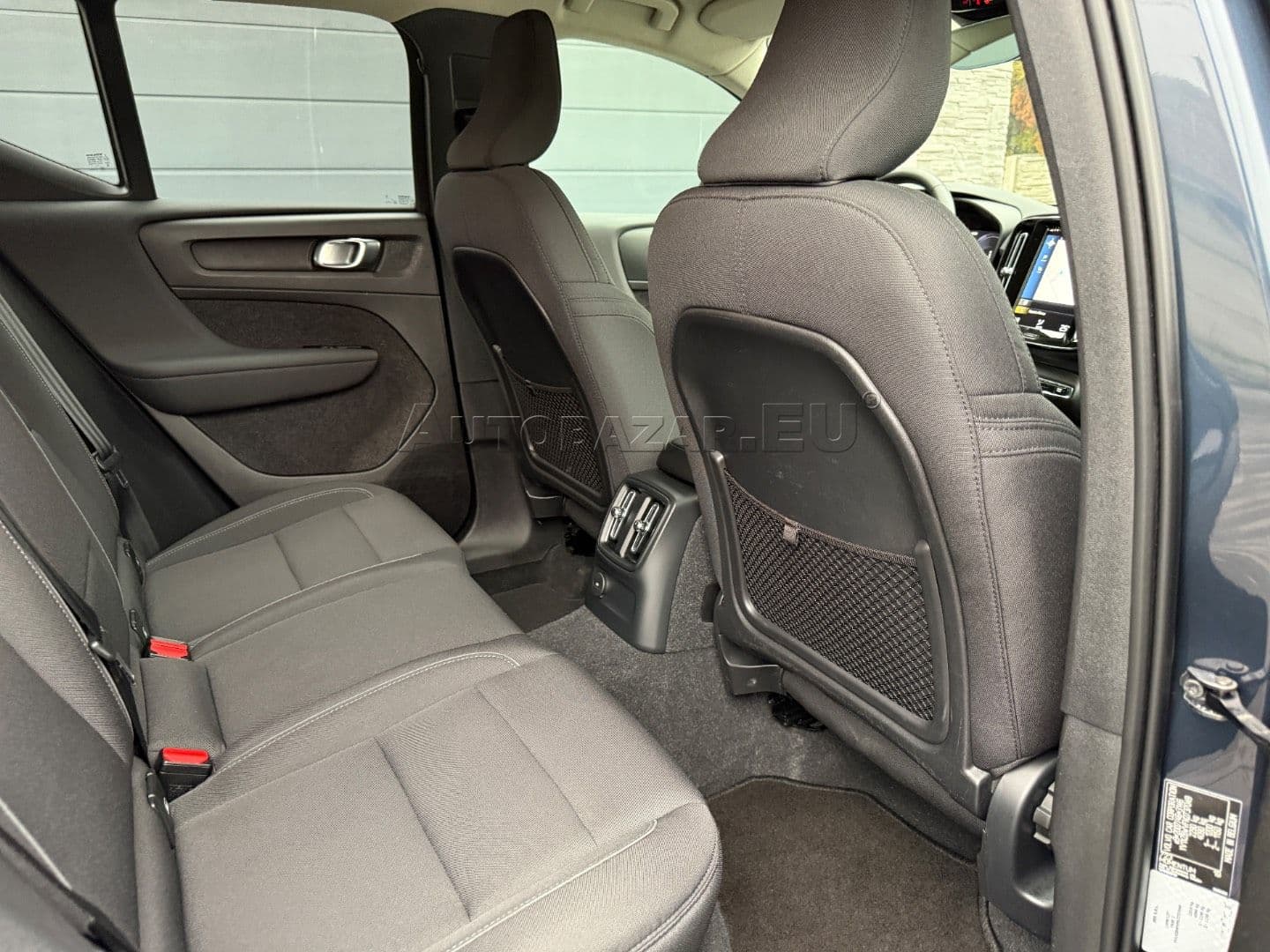 Volvo XC40 T4 RECHARGE thumb 46