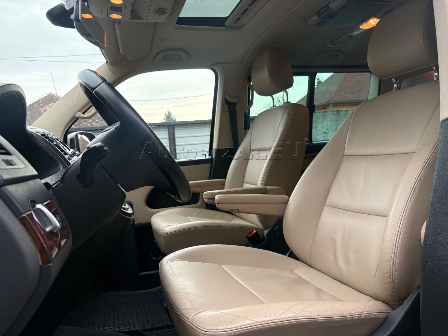 Volkswagen Multivan 2.0 BiTDI Highline 4MOTION DSG thumb 16