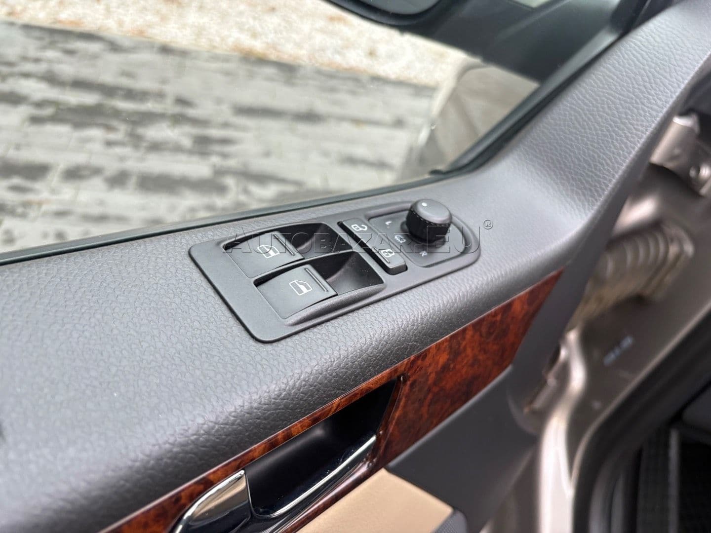 Volkswagen Multivan 2.0 BiTDI Highline 4MOTION DSG thumb 21