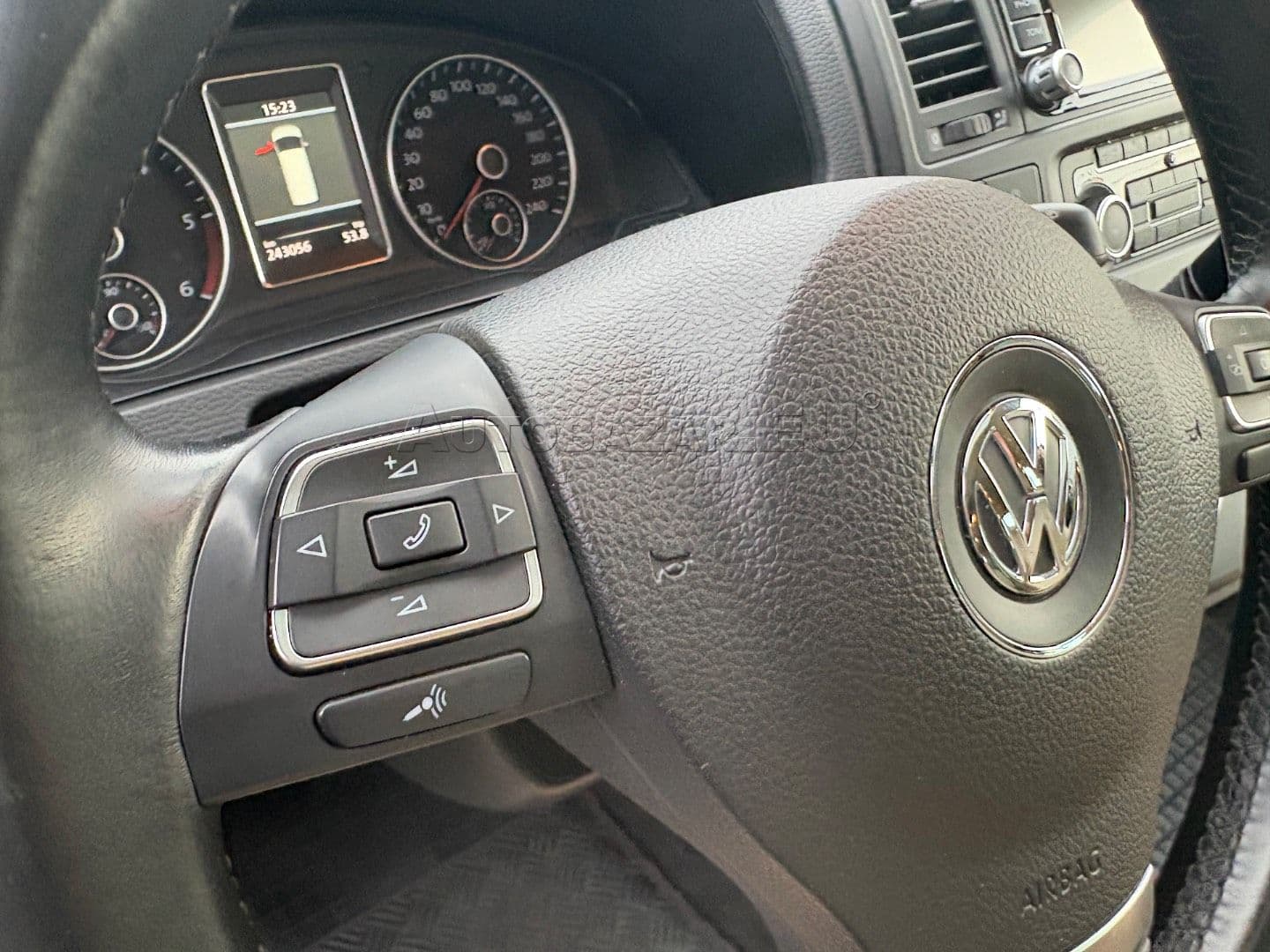Volkswagen Multivan 2.0 BiTDI Highline 4MOTION DSG thumb 24