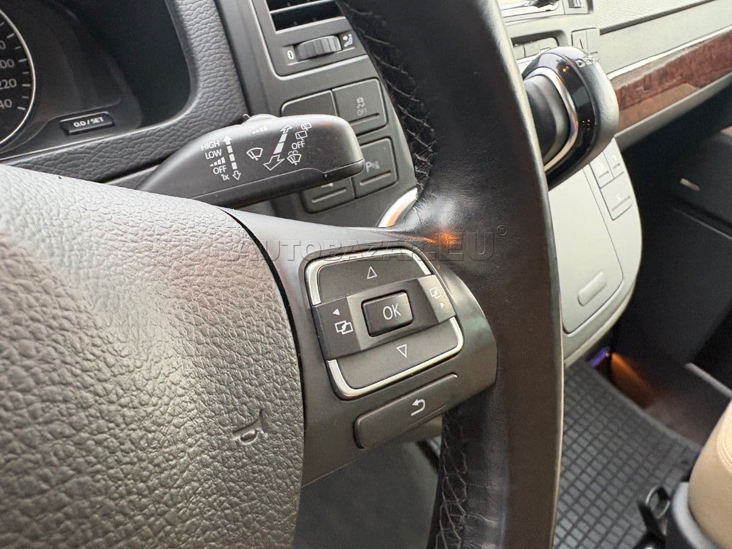 Volkswagen Multivan 2.0 BiTDI Highline 4MOTION DSG thumb 25