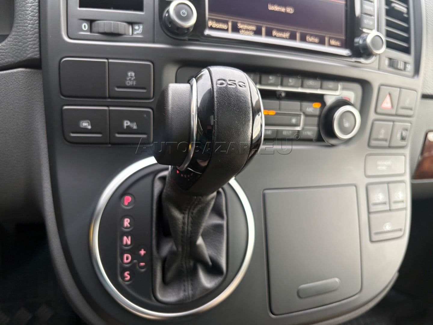 Volkswagen Multivan 2.0 BiTDI Highline 4MOTION DSG thumb 27