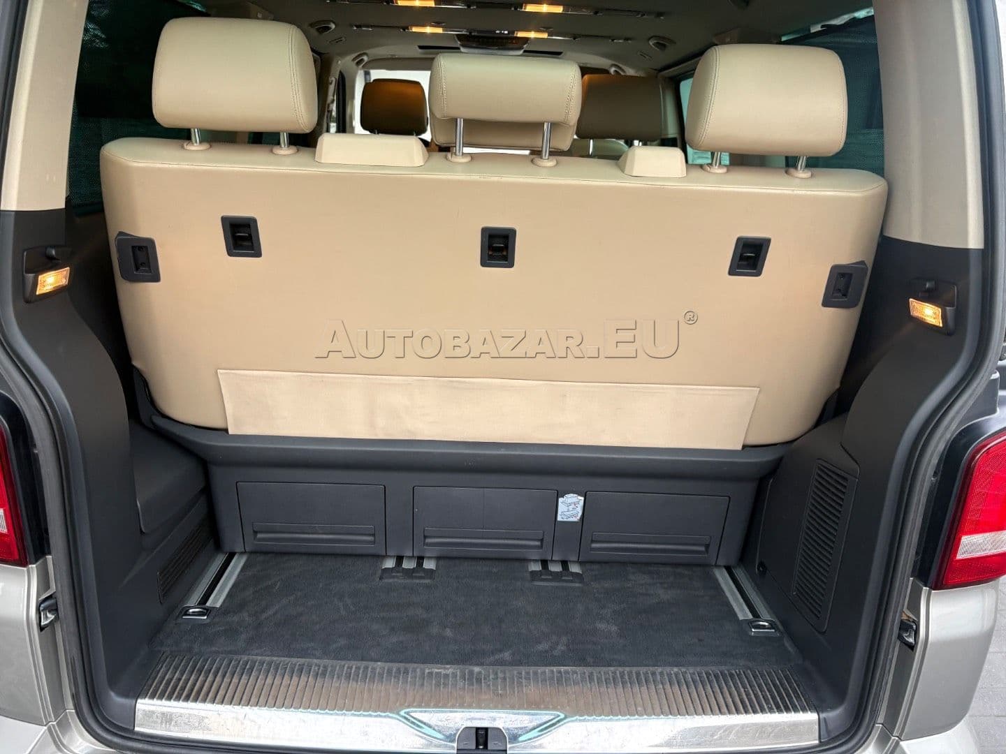 Volkswagen Multivan 2.0 BiTDI Highline 4MOTION DSG thumb 42