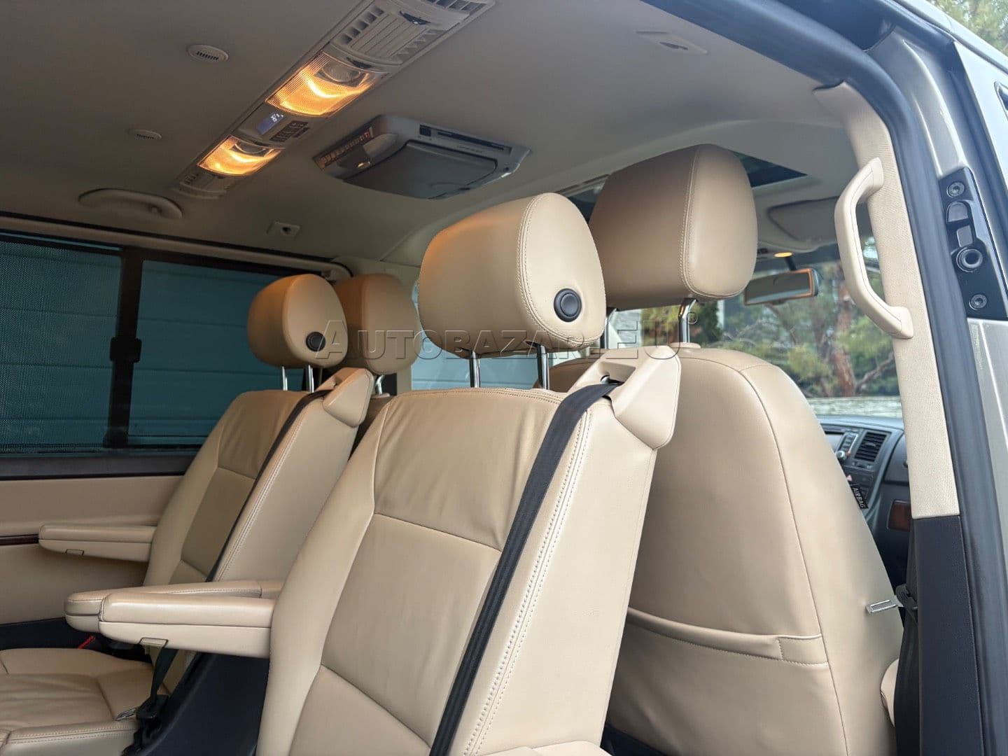 Volkswagen Multivan 2.0 BiTDI Highline 4MOTION DSG thumb 47