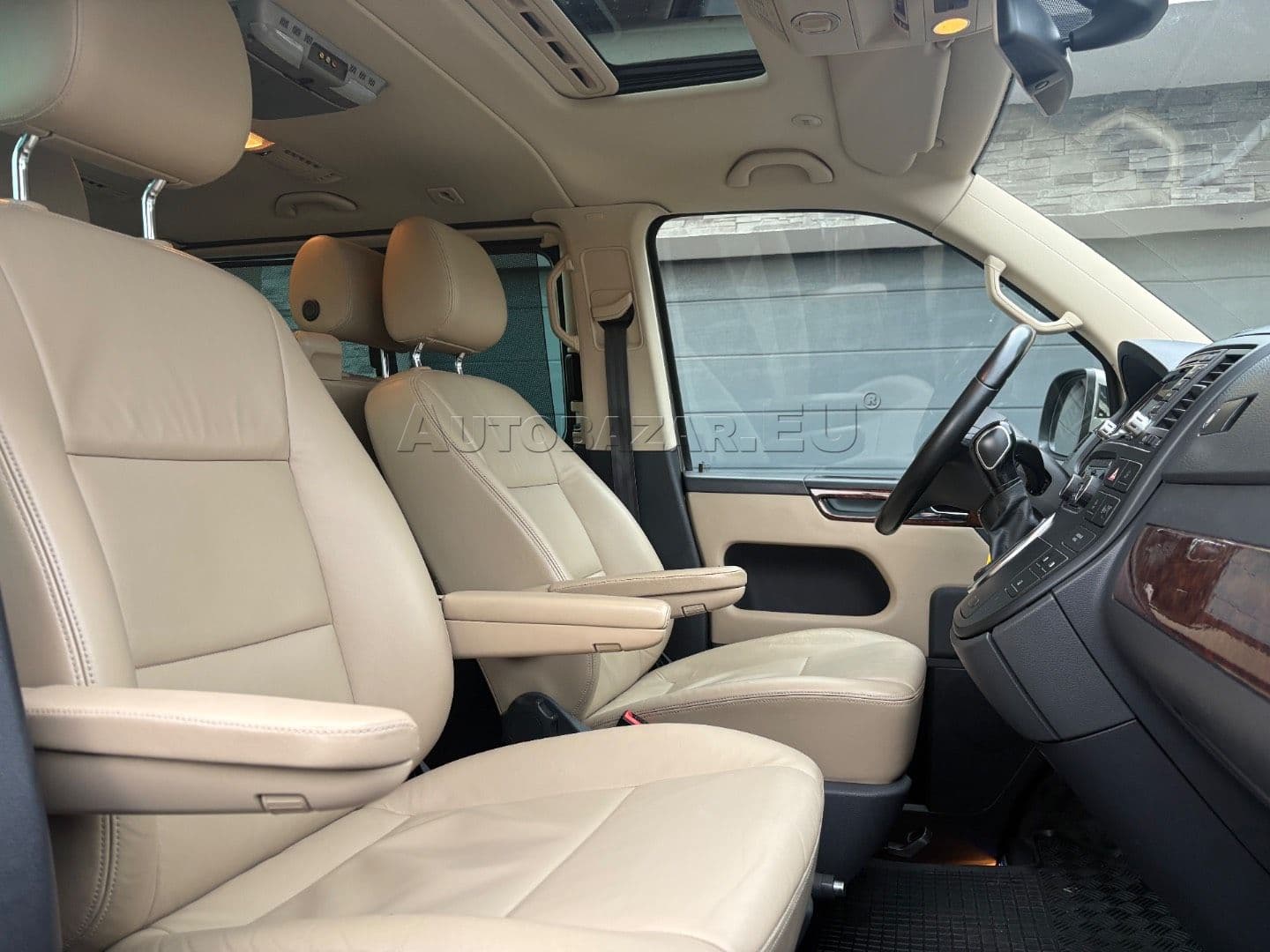 Volkswagen Multivan 2.0 BiTDI Highline 4MOTION DSG thumb 48