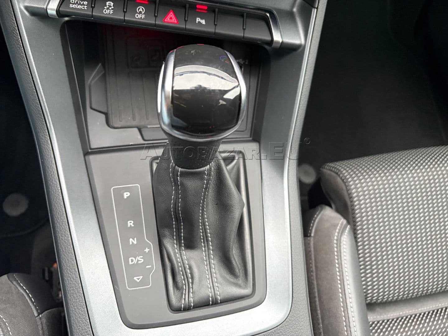 Audi Q3 35 1.5 TFSI mHEV S line S tronic thumb 32