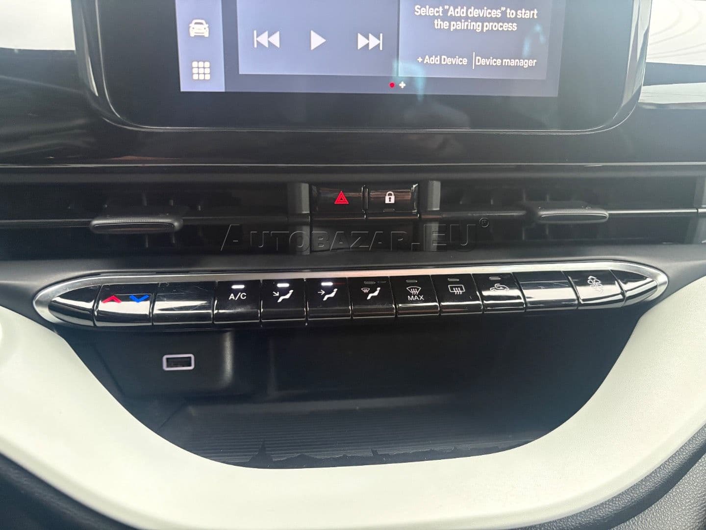 Fiat 500 500e 42kWh Icon thumb 28