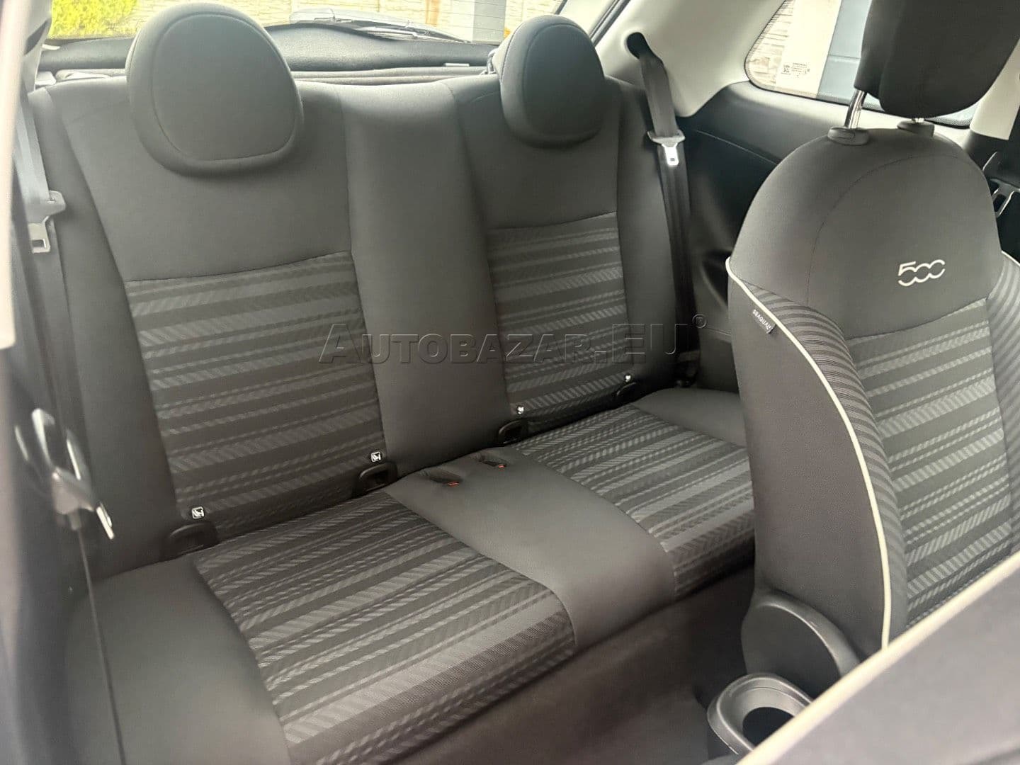 Fiat 500 500e 42kWh Icon thumb 39