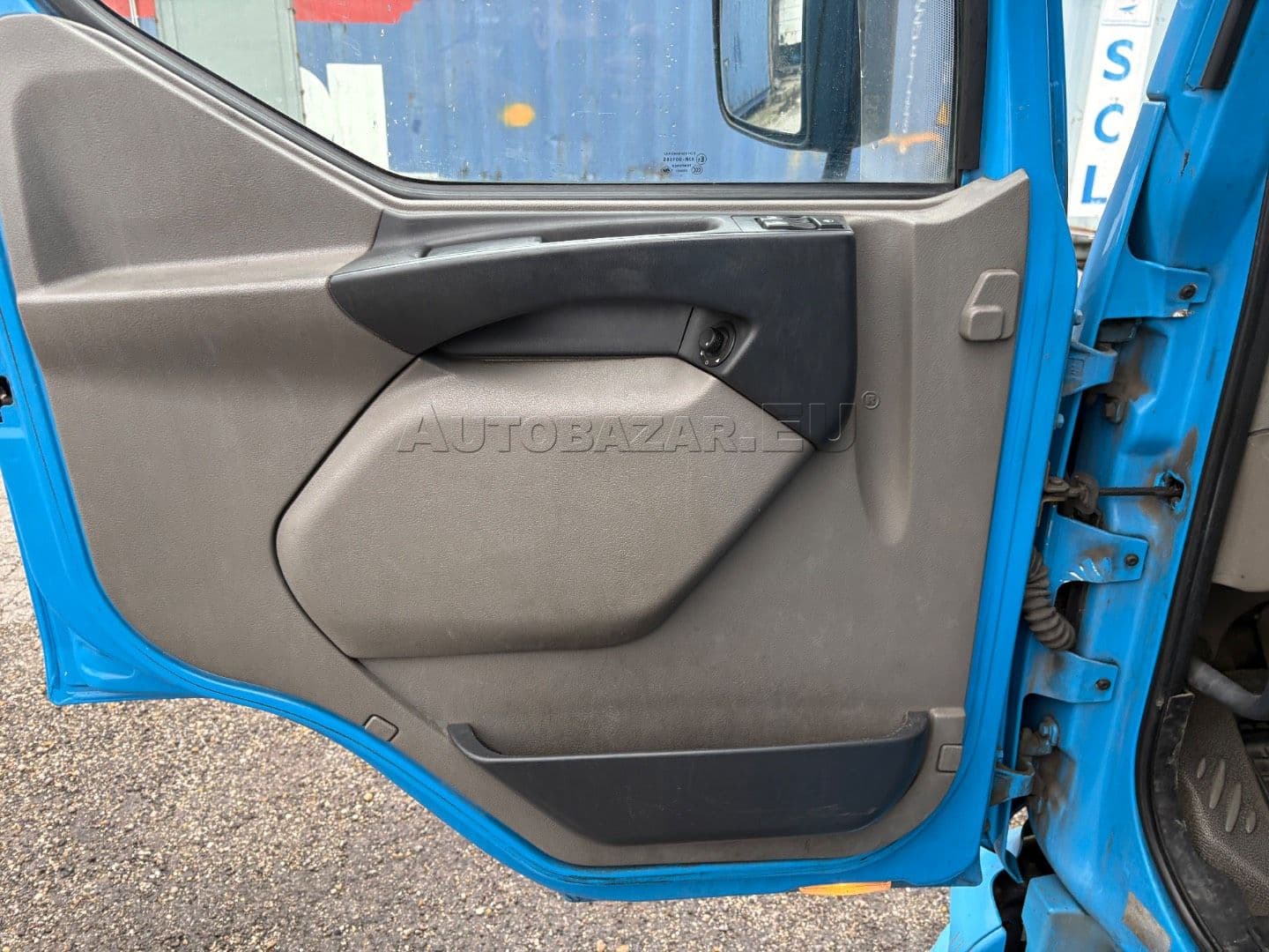 DAF LF45 180 4x2 thumb 12