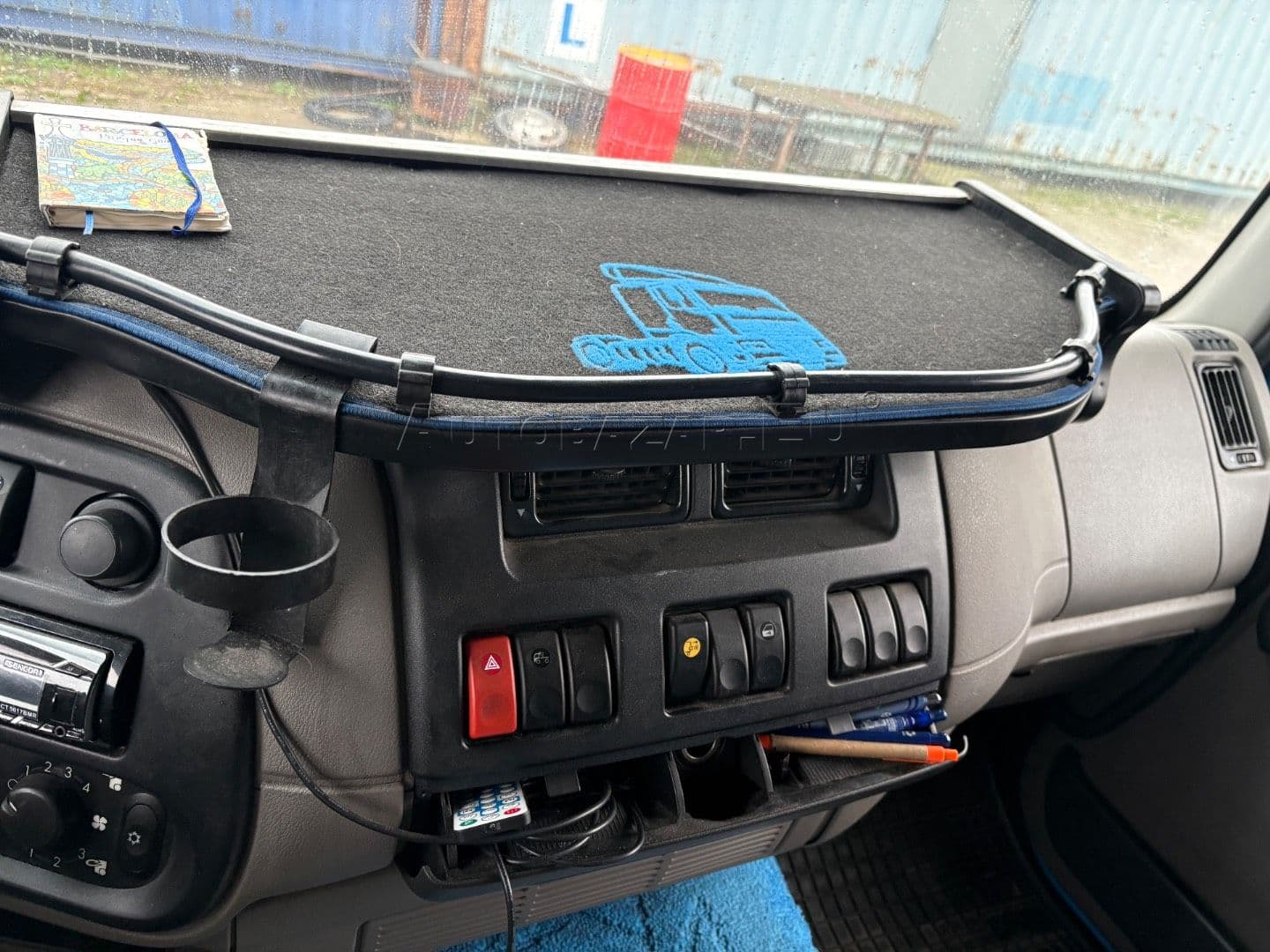 DAF LF45 180 4x2 thumb 20