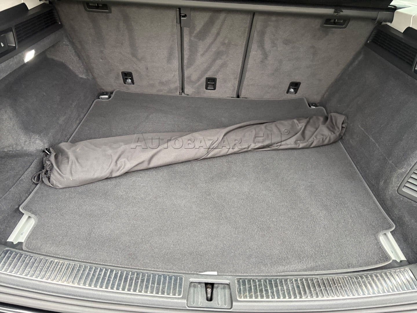 Volkswagen Touareg 3.0 V6 TDI Elegance 4Motion Tiptronic thumb 45