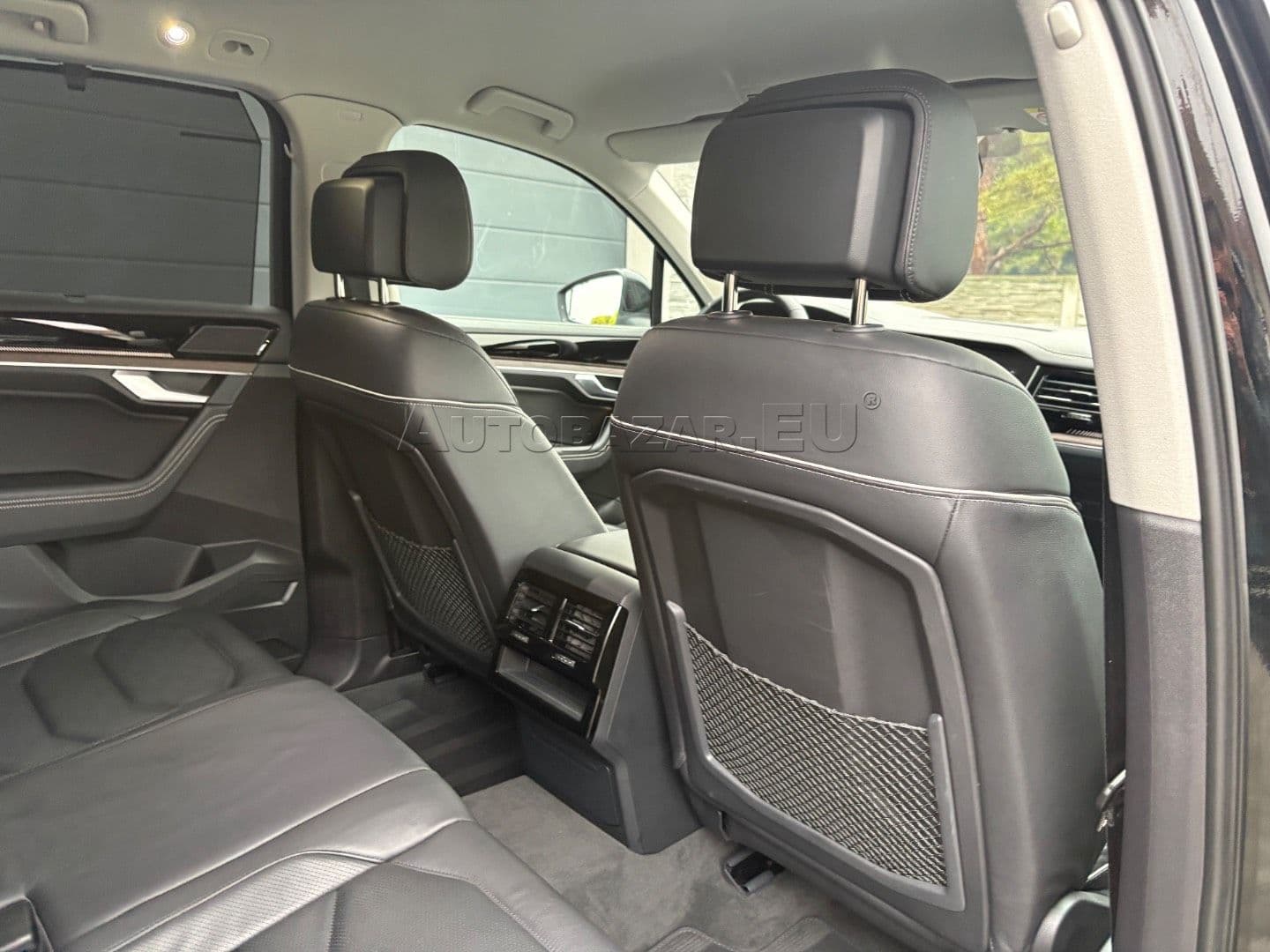 Volkswagen Touareg 3.0 V6 TDI Elegance 4Motion Tiptronic thumb 50