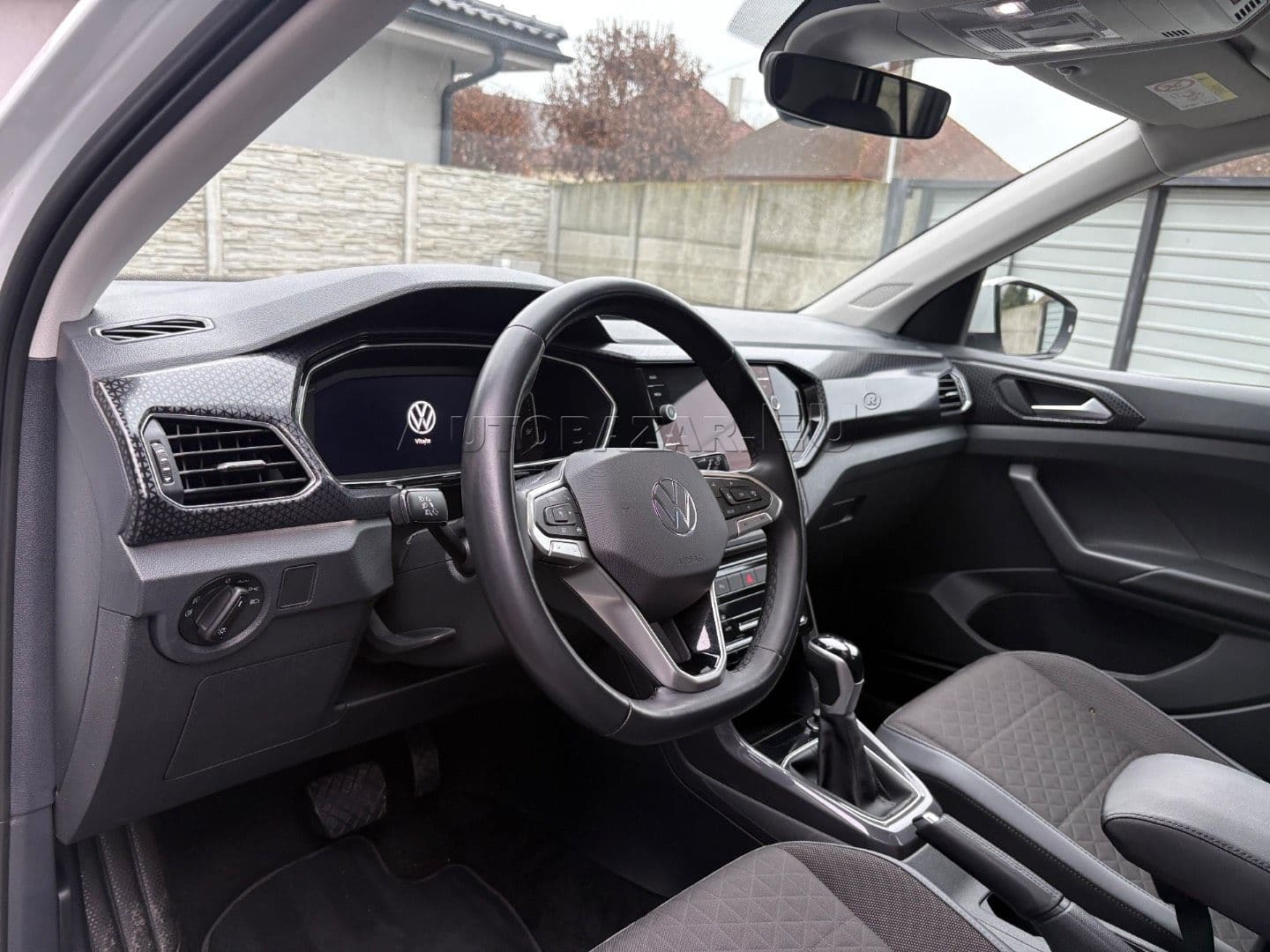 Volkswagen T-Cross 1.0 TSI 110k Life DSG thumb 17
