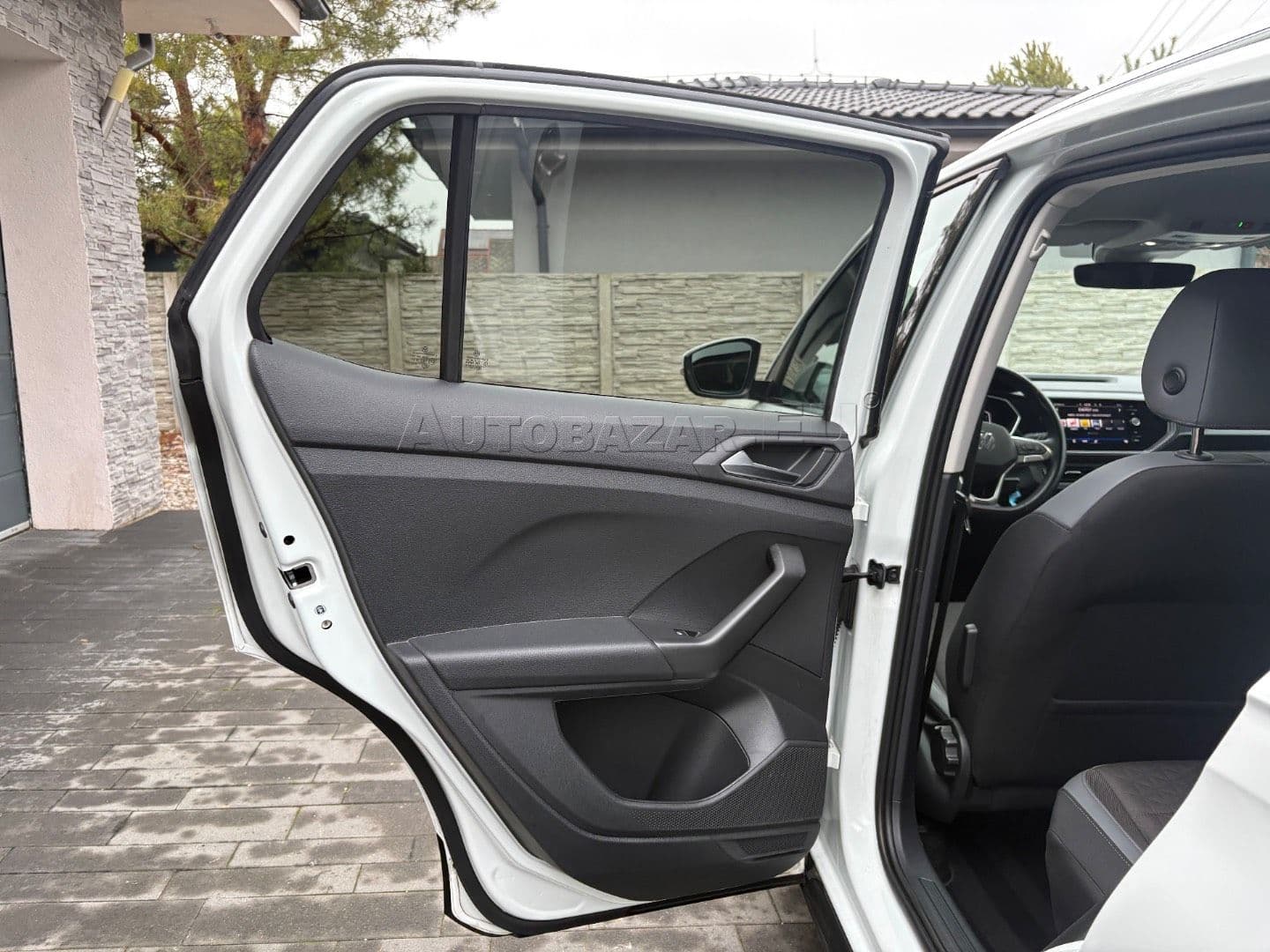 Volkswagen T-Cross 1.0 TSI 110k Life DSG thumb 40