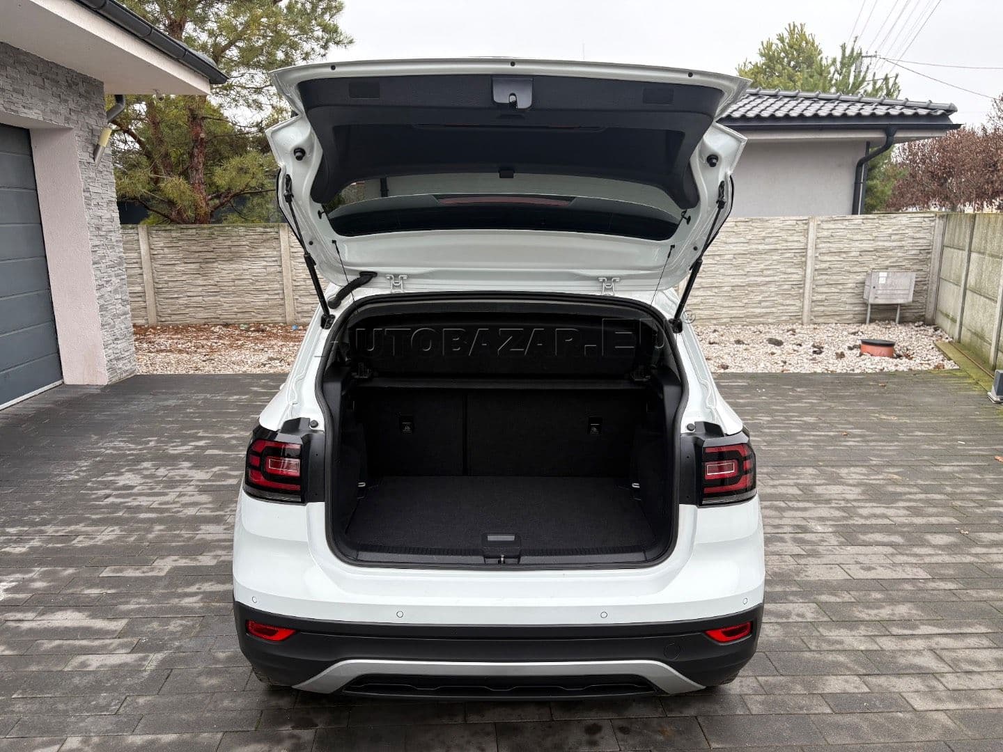 Volkswagen T-Cross 1.0 TSI 110k Life DSG thumb 42